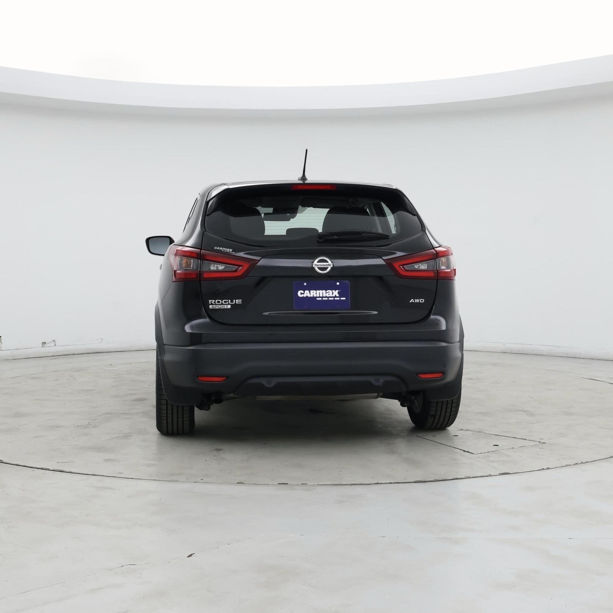 Thumbnail: 2020 Nissan Rogue Sport - 6