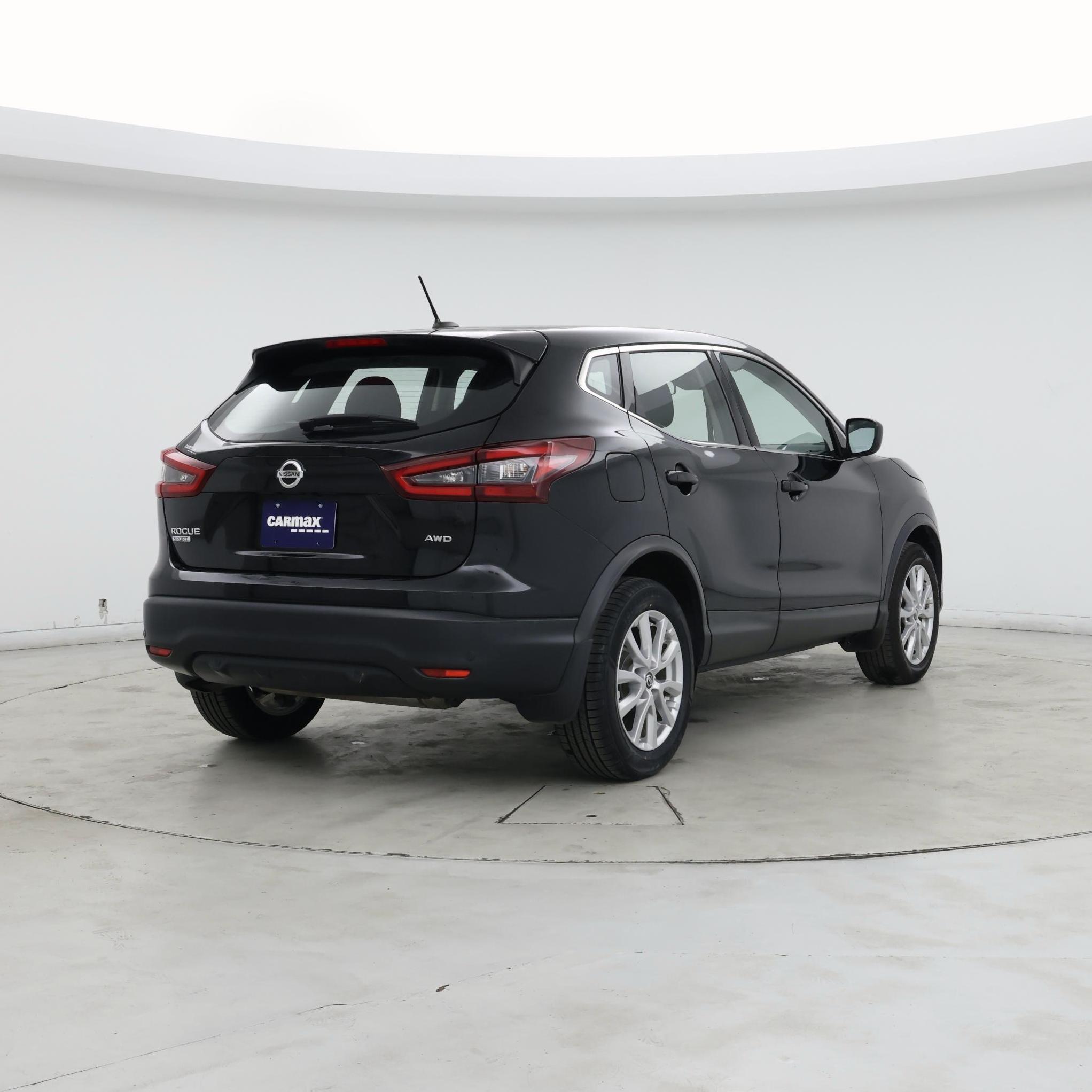 Thumbnail: 2020 Nissan Rogue Sport - 8