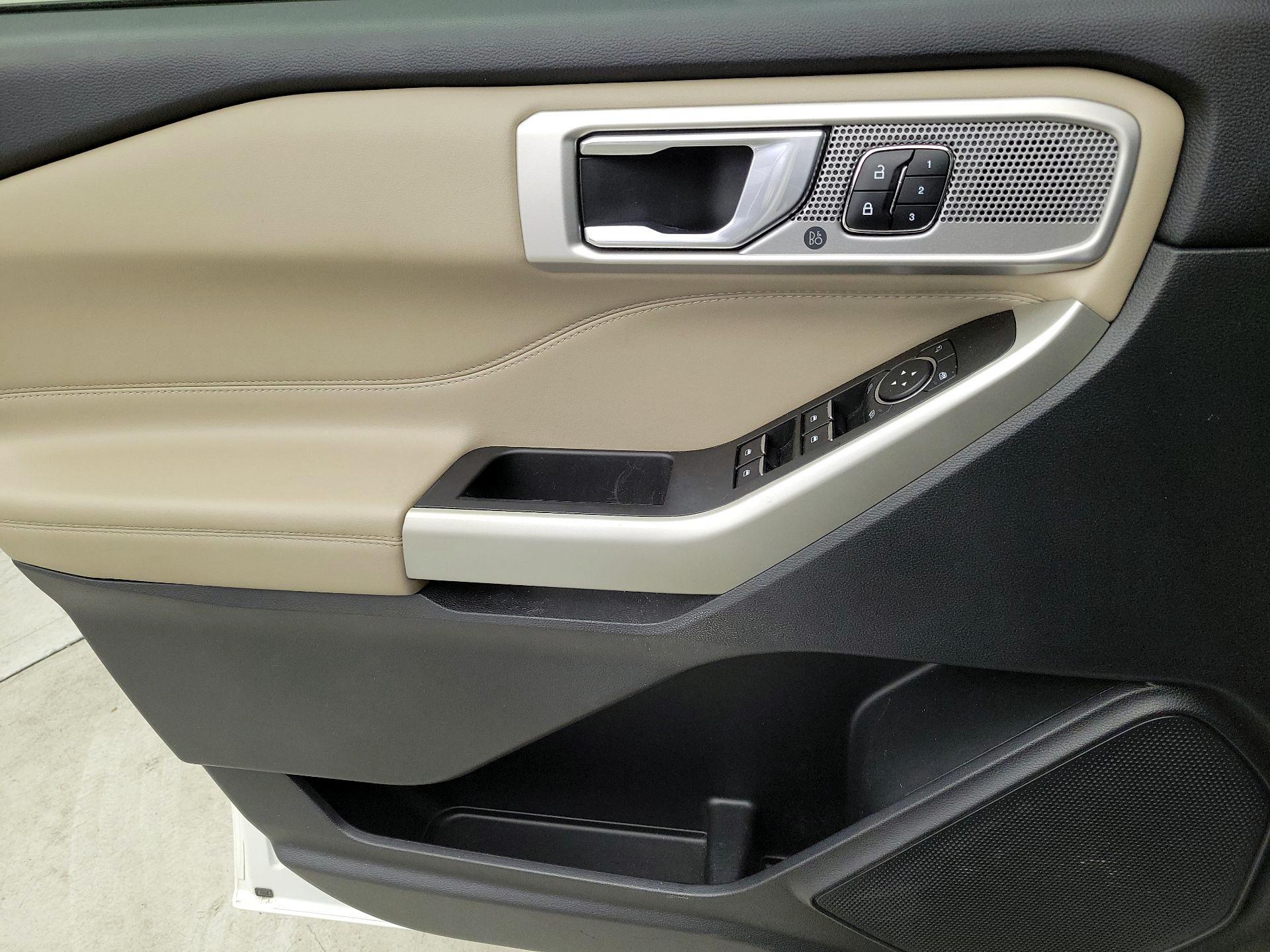 Thumbnail: 2021 Ford Explorer - 12