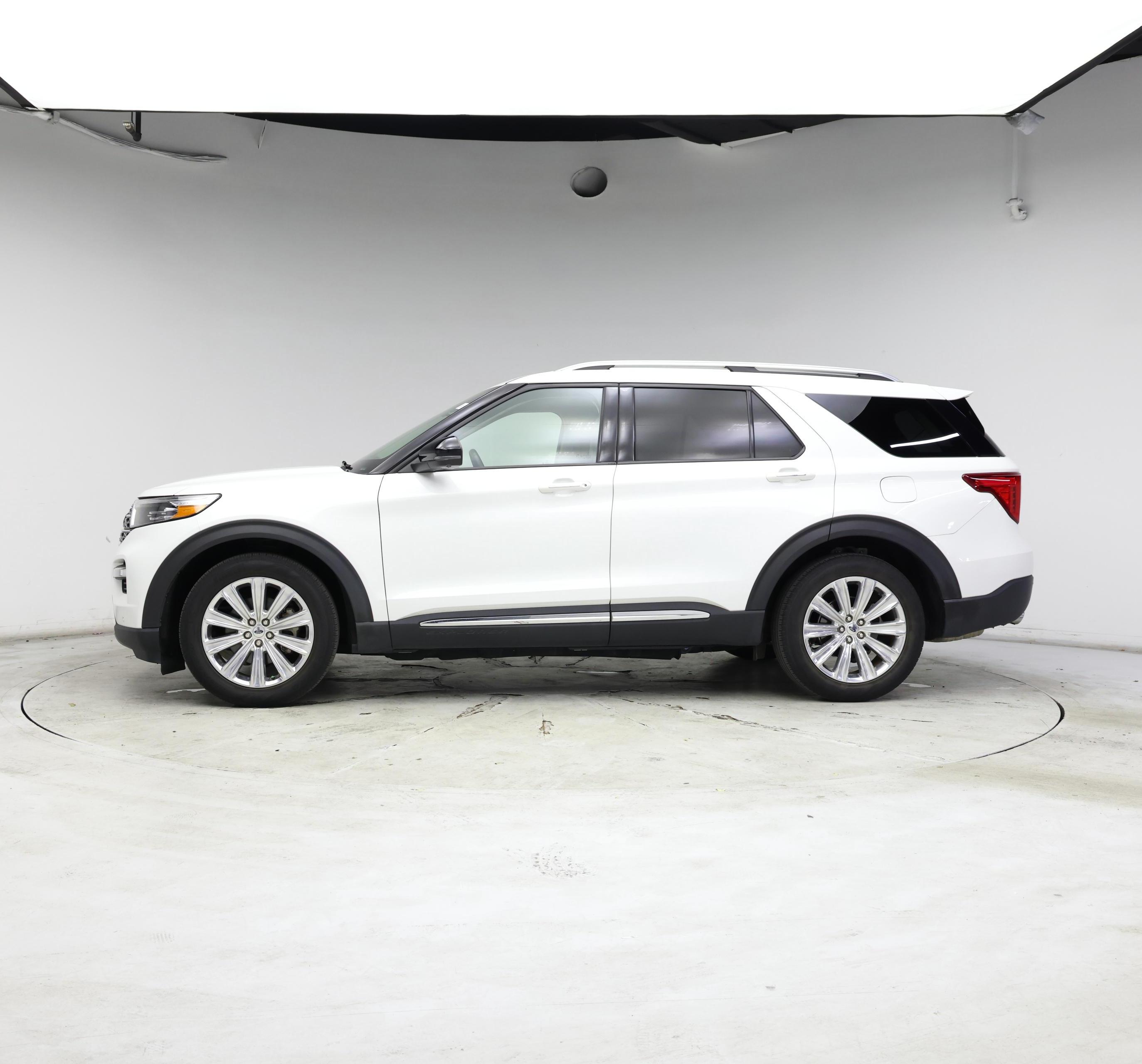 Thumbnail: 2021 Ford Explorer - 3