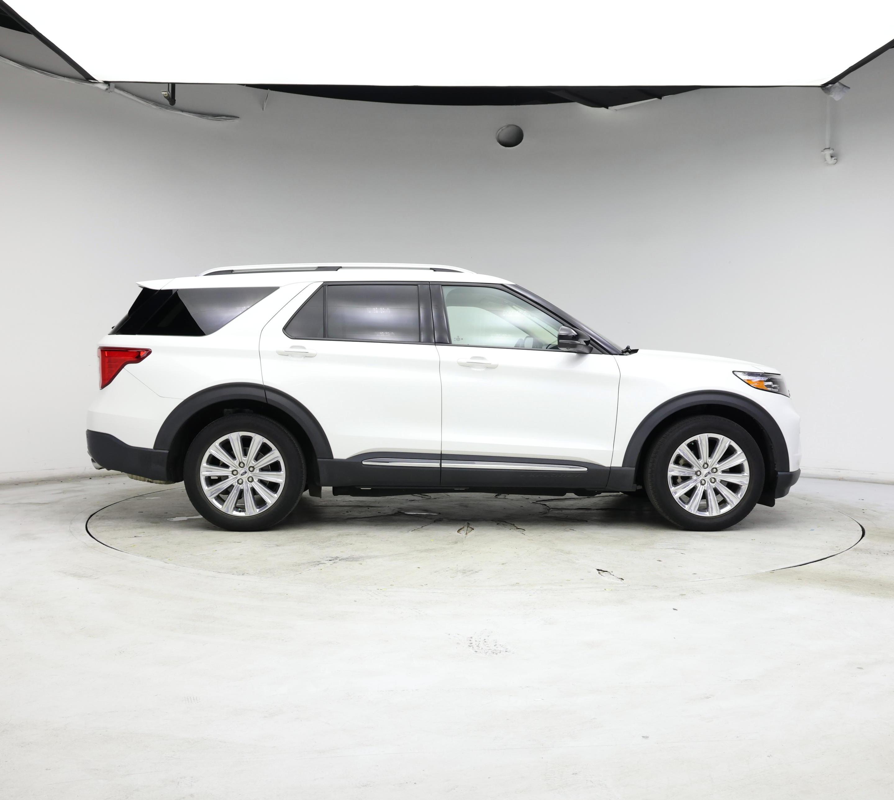 Thumbnail: 2021 Ford Explorer - 7