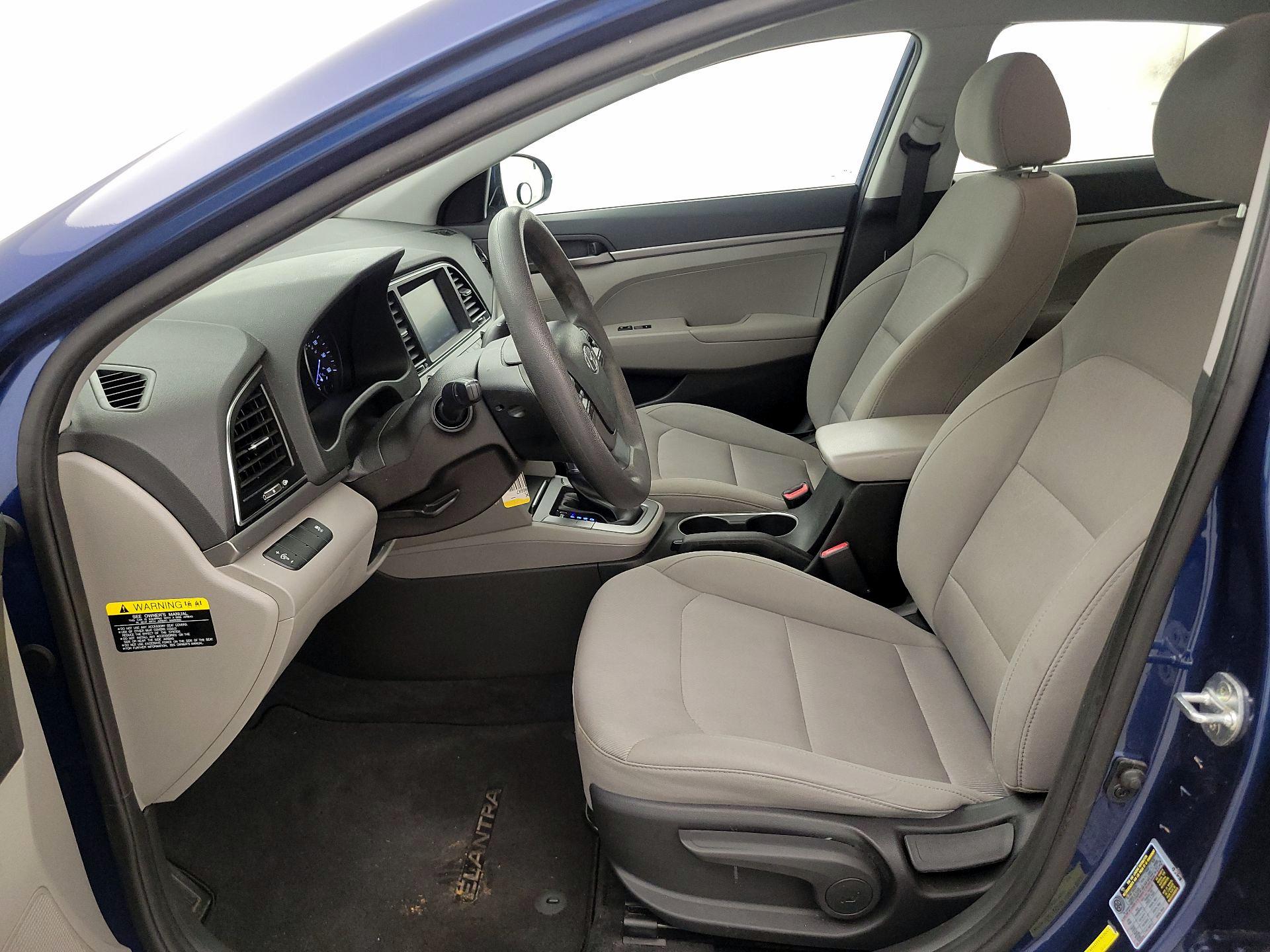 Thumbnail: 2018 Hyundai Elantra - 11