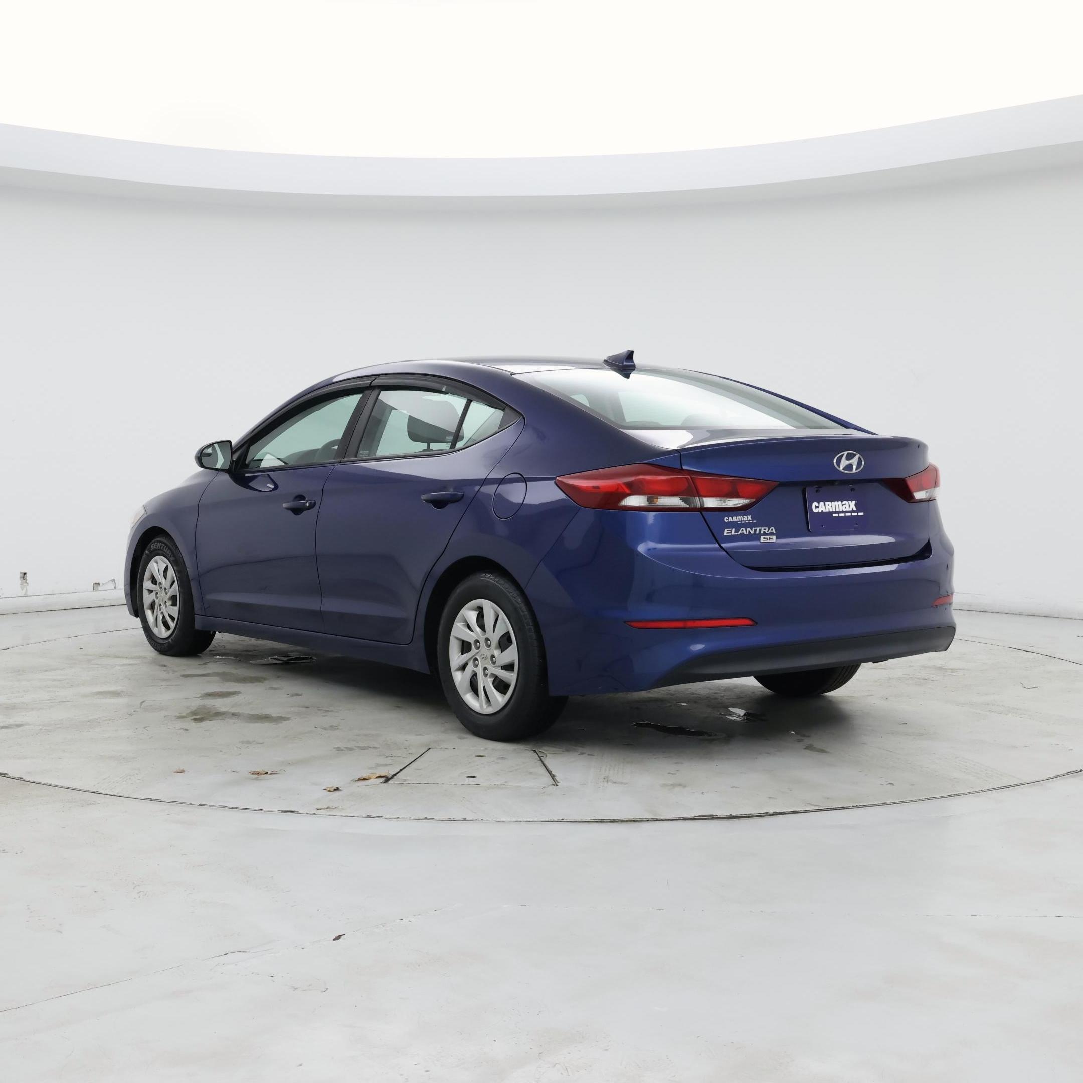 Thumbnail: 2018 Hyundai Elantra - 2