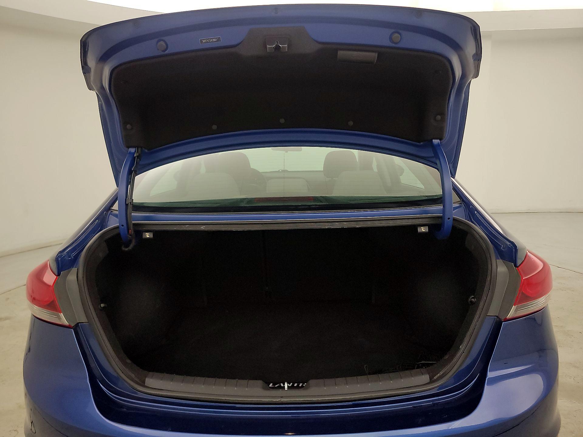 Thumbnail: 2018 Hyundai Elantra - 20