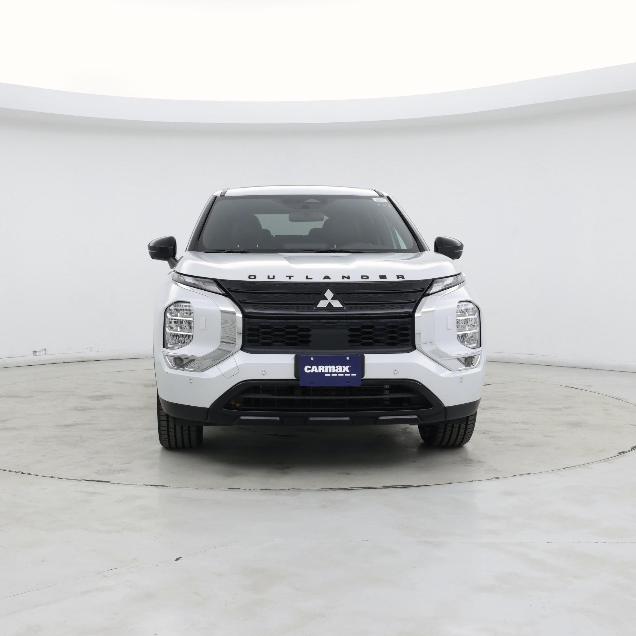 Thumbnail: 2024 Mitsubishi Outlander - 5