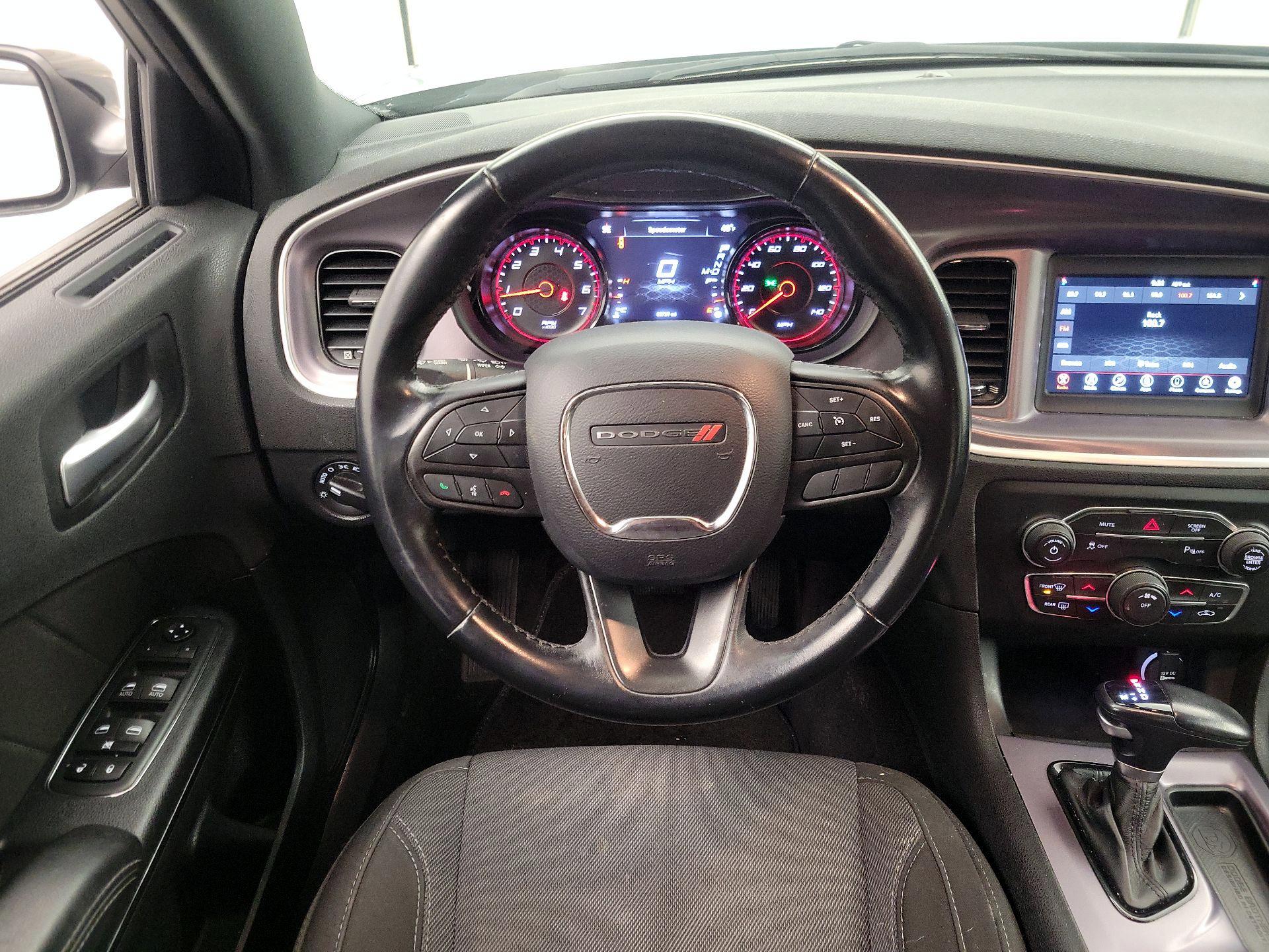 Thumbnail: 2020 Dodge Charger - 10