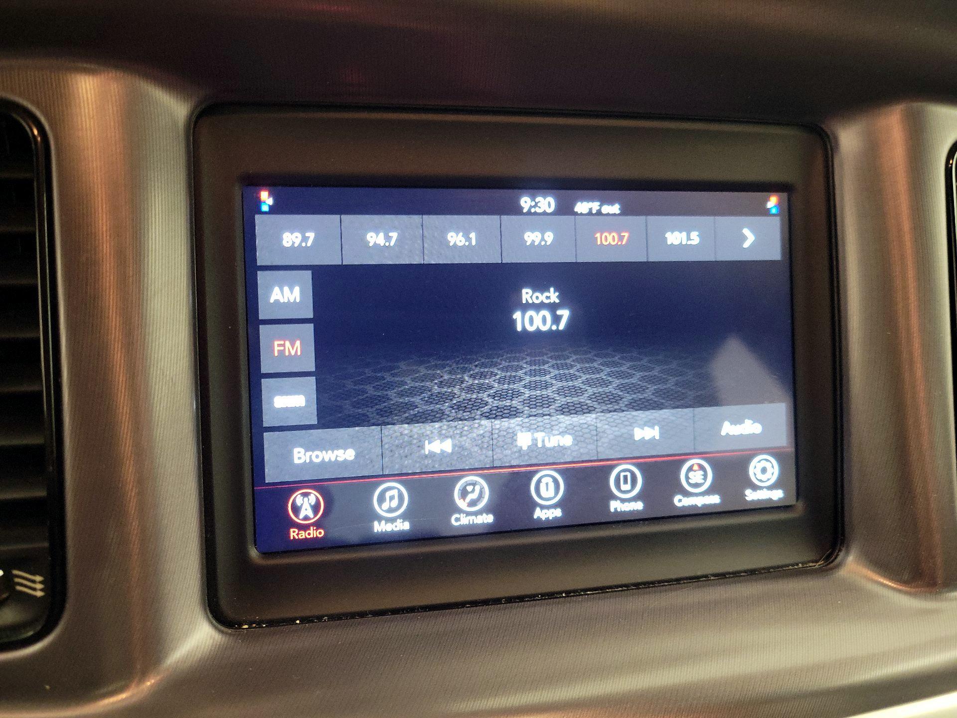 Thumbnail: 2020 Dodge Charger - 15