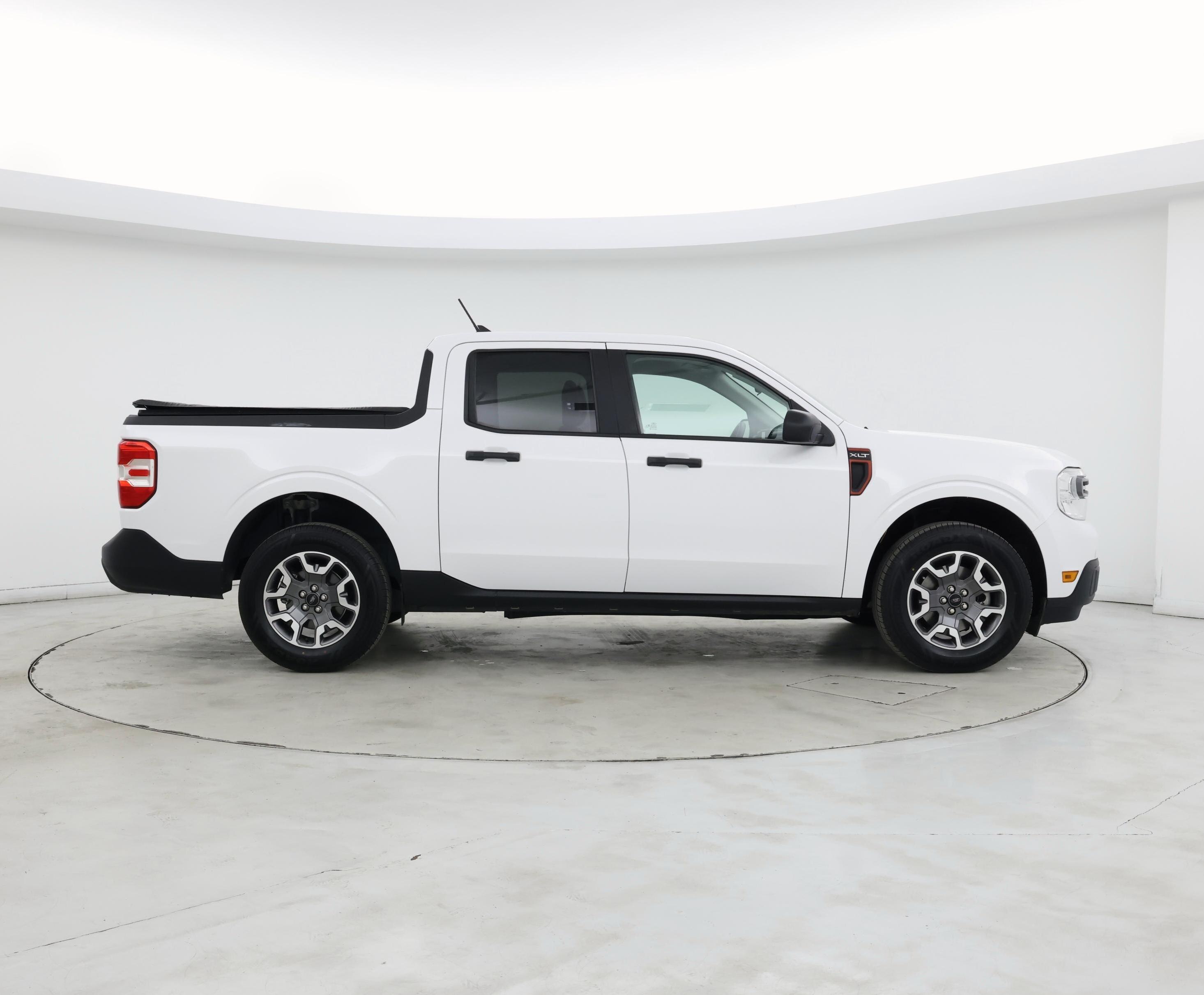 Thumbnail: 2022 Ford Maverick - 7