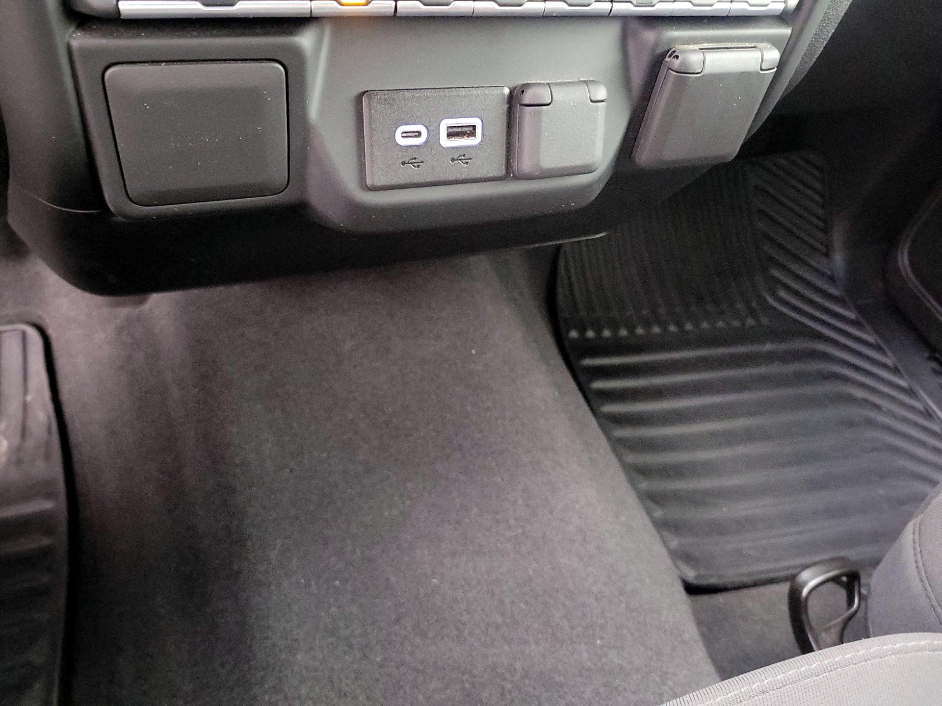 Thumbnail: 2022 Chevrolet Silverado 1500 - 18