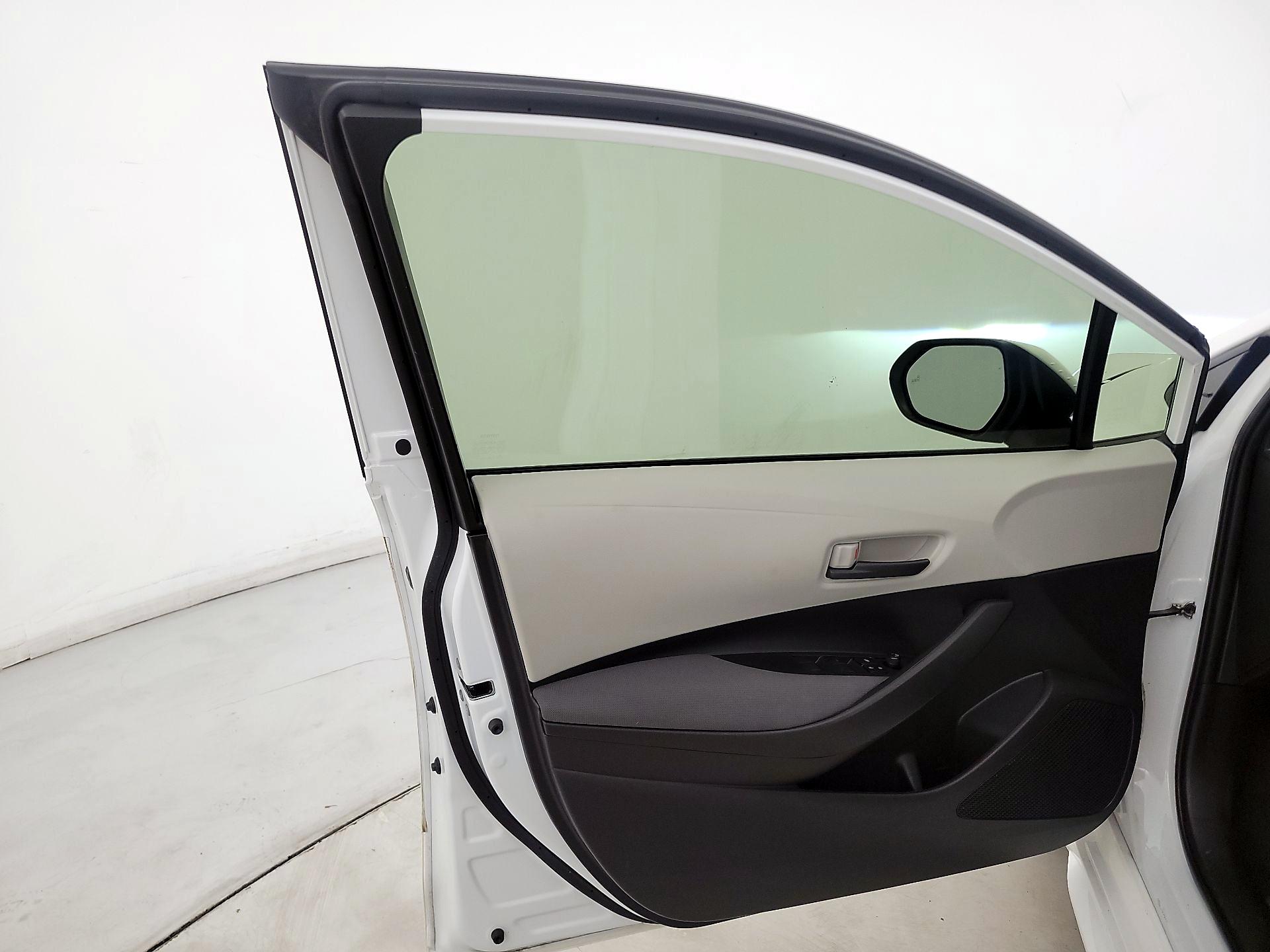 Thumbnail: 2022 Toyota Corolla - 12