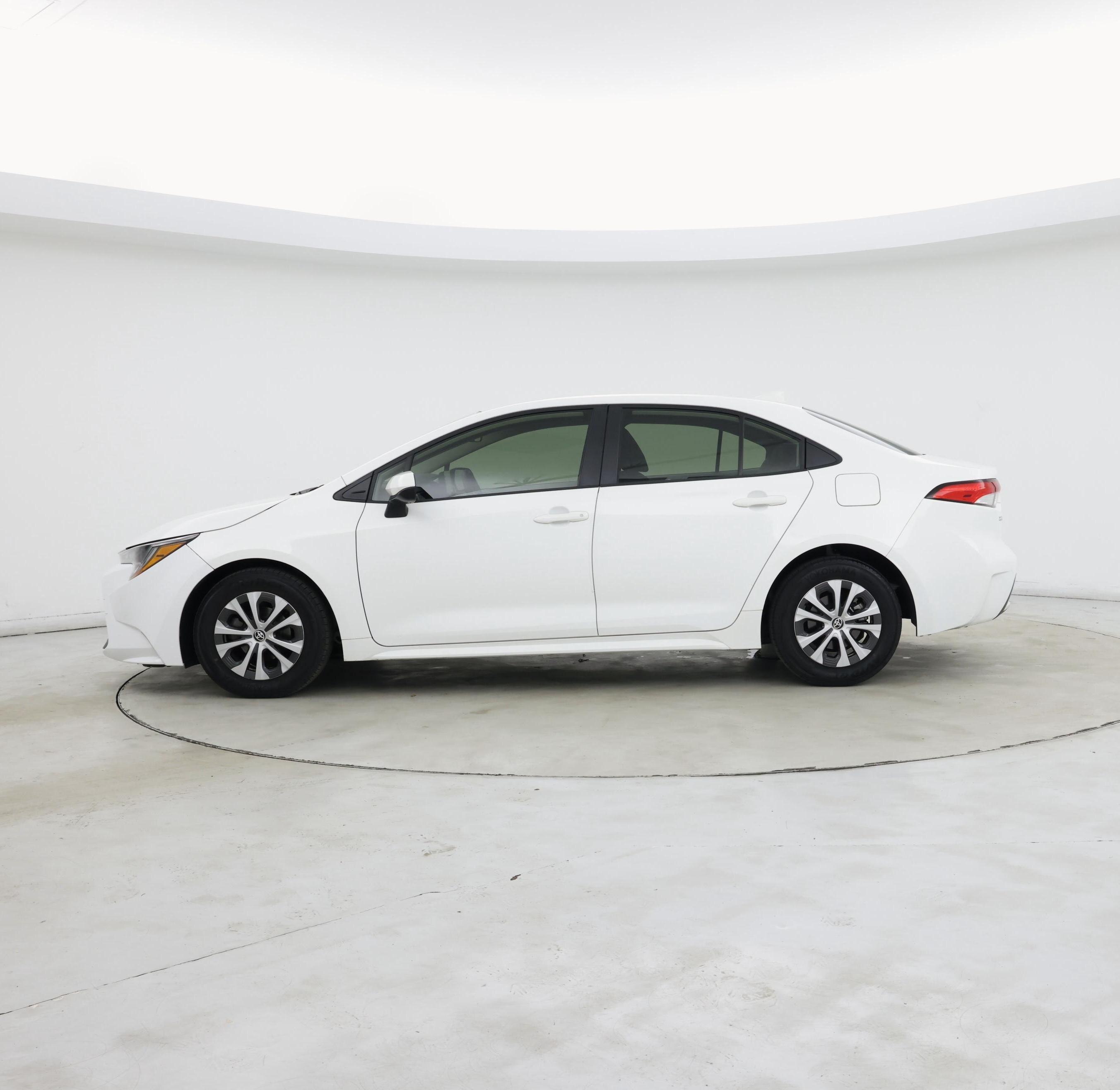 Thumbnail: 2022 Toyota Corolla - 3