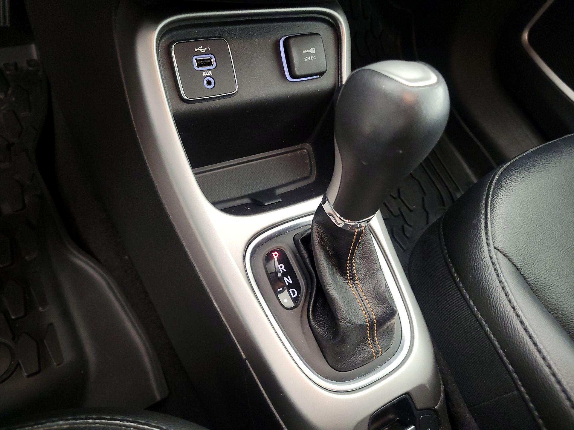 Thumbnail: 2020 Jeep Compass - 17