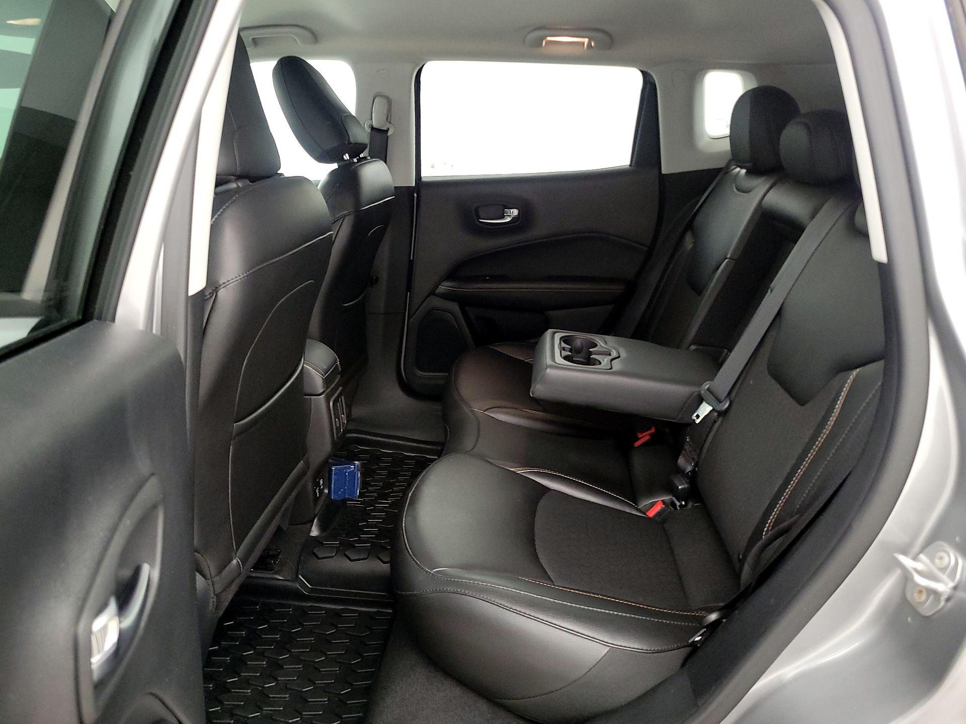 Thumbnail: 2020 Jeep Compass - 19