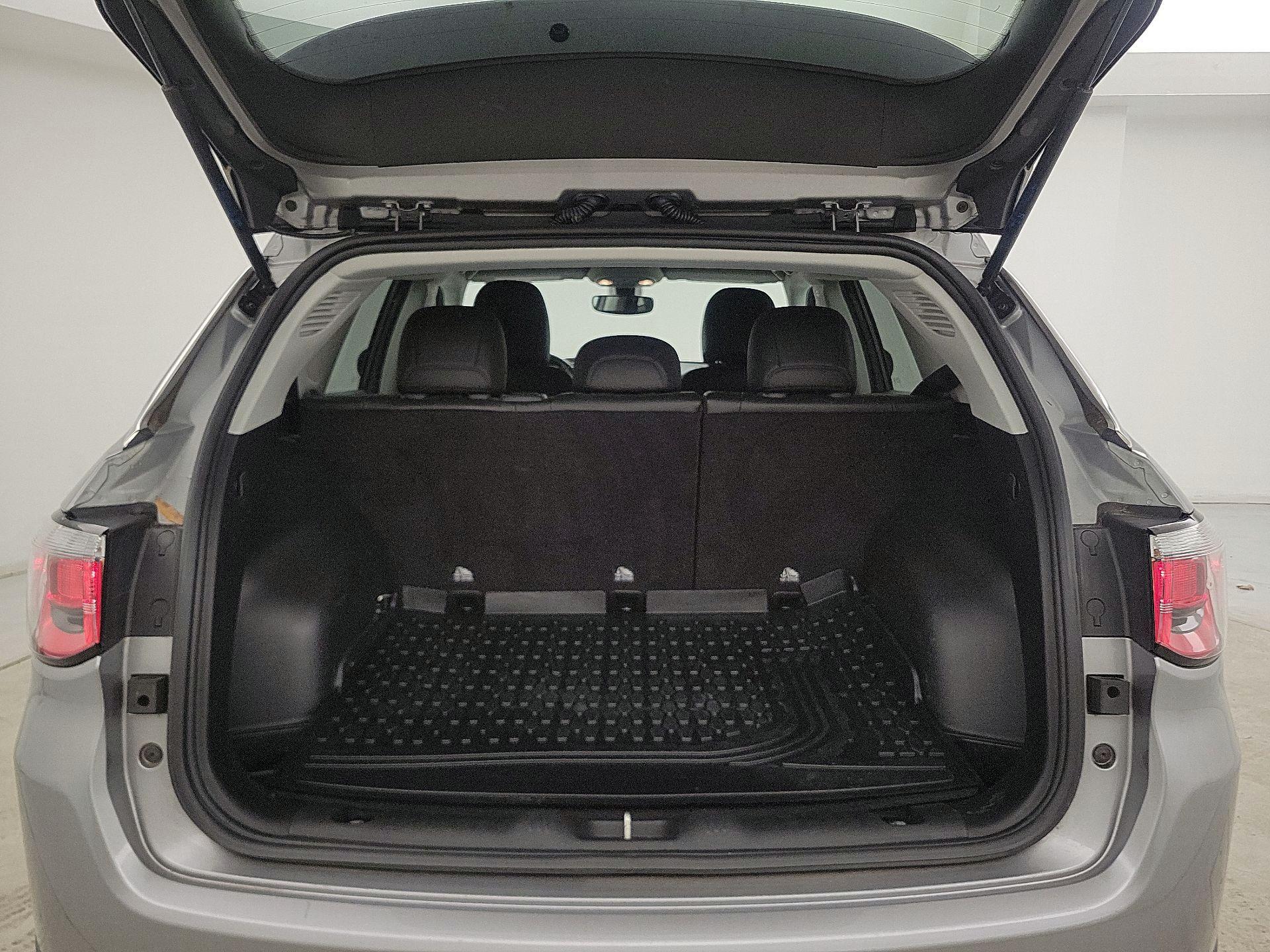 Thumbnail: 2020 Jeep Compass - 20