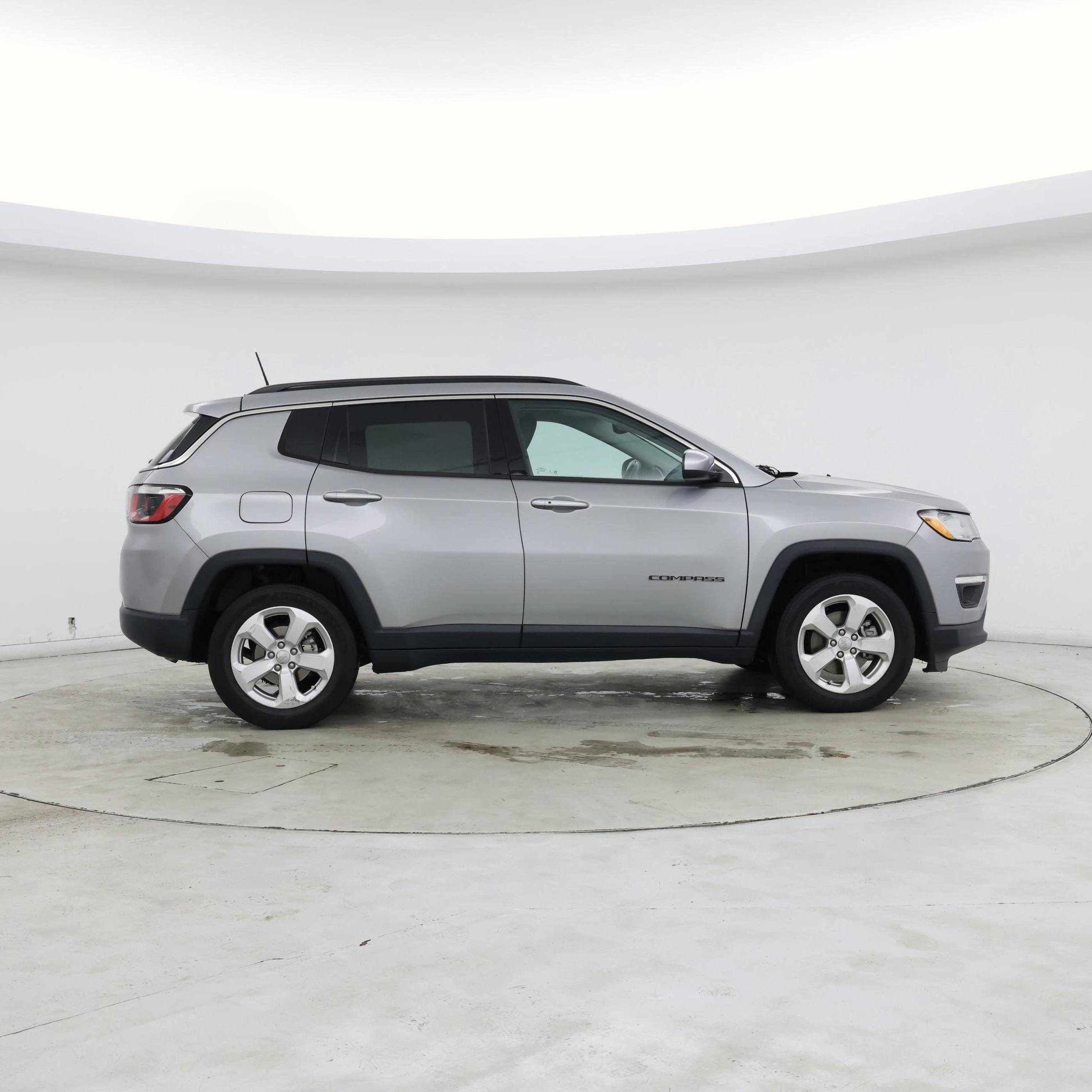 Thumbnail: 2020 Jeep Compass - 7
