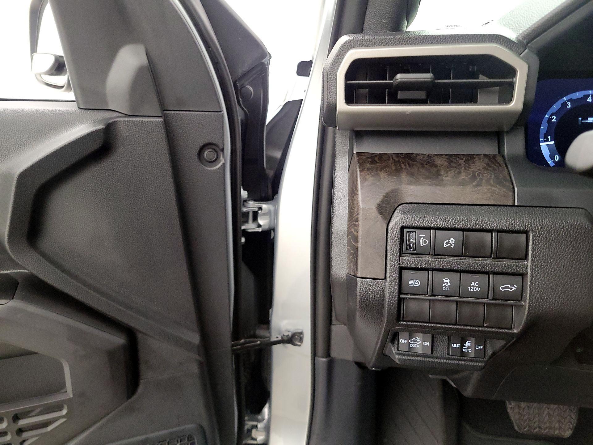 Thumbnail: 2024 Toyota Tacoma - 13