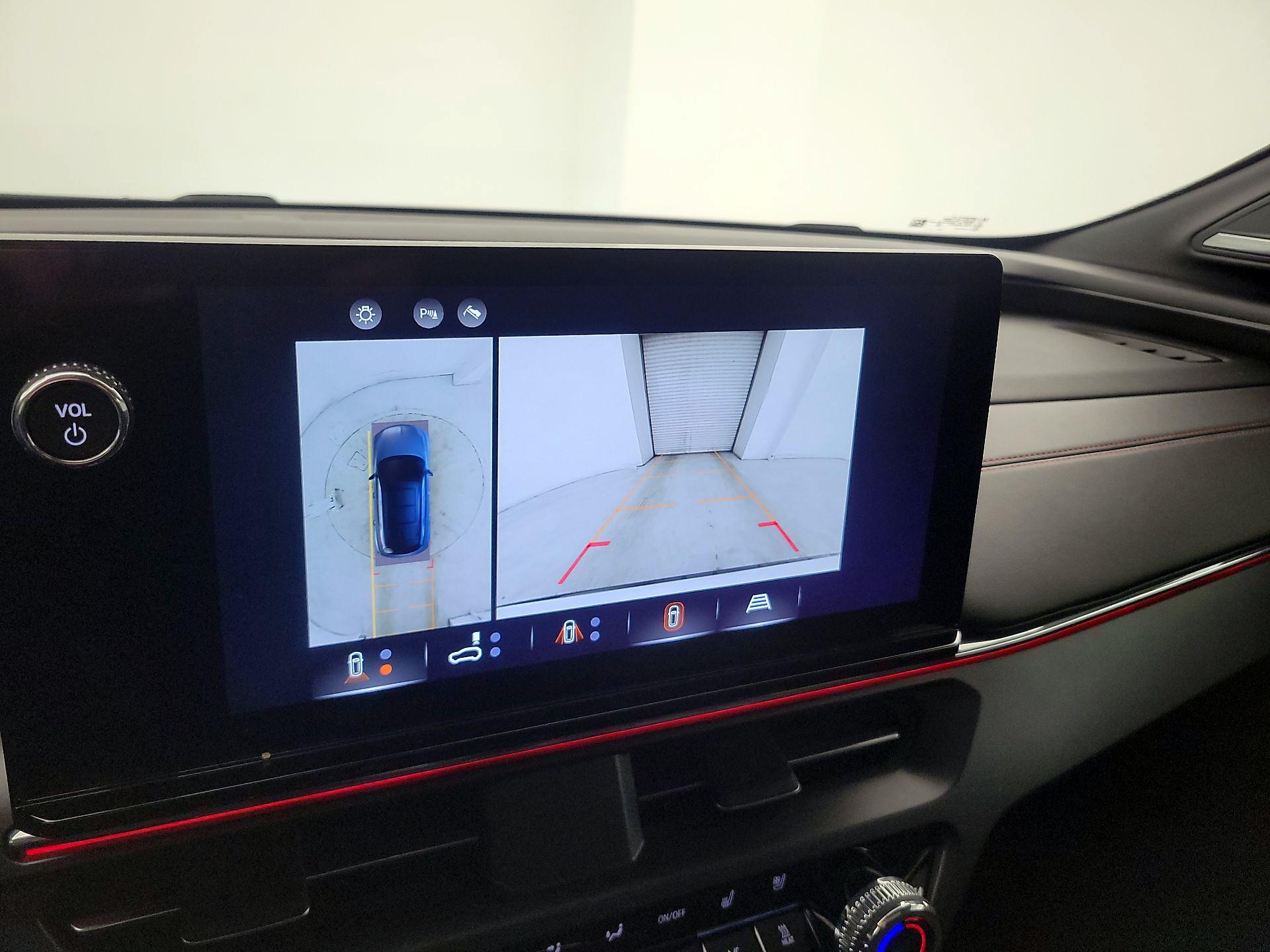 Thumbnail: 2024 Acura ZDX - 15