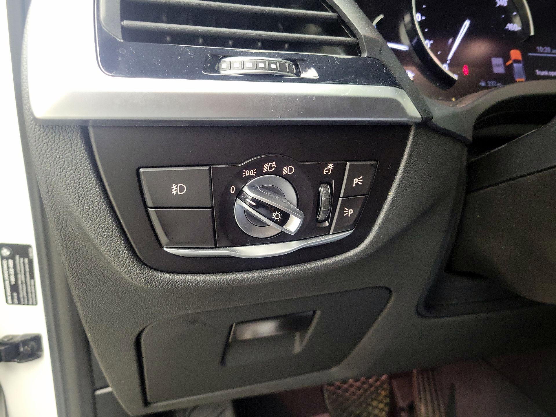 Thumbnail: 2021 BMW X3 - 13