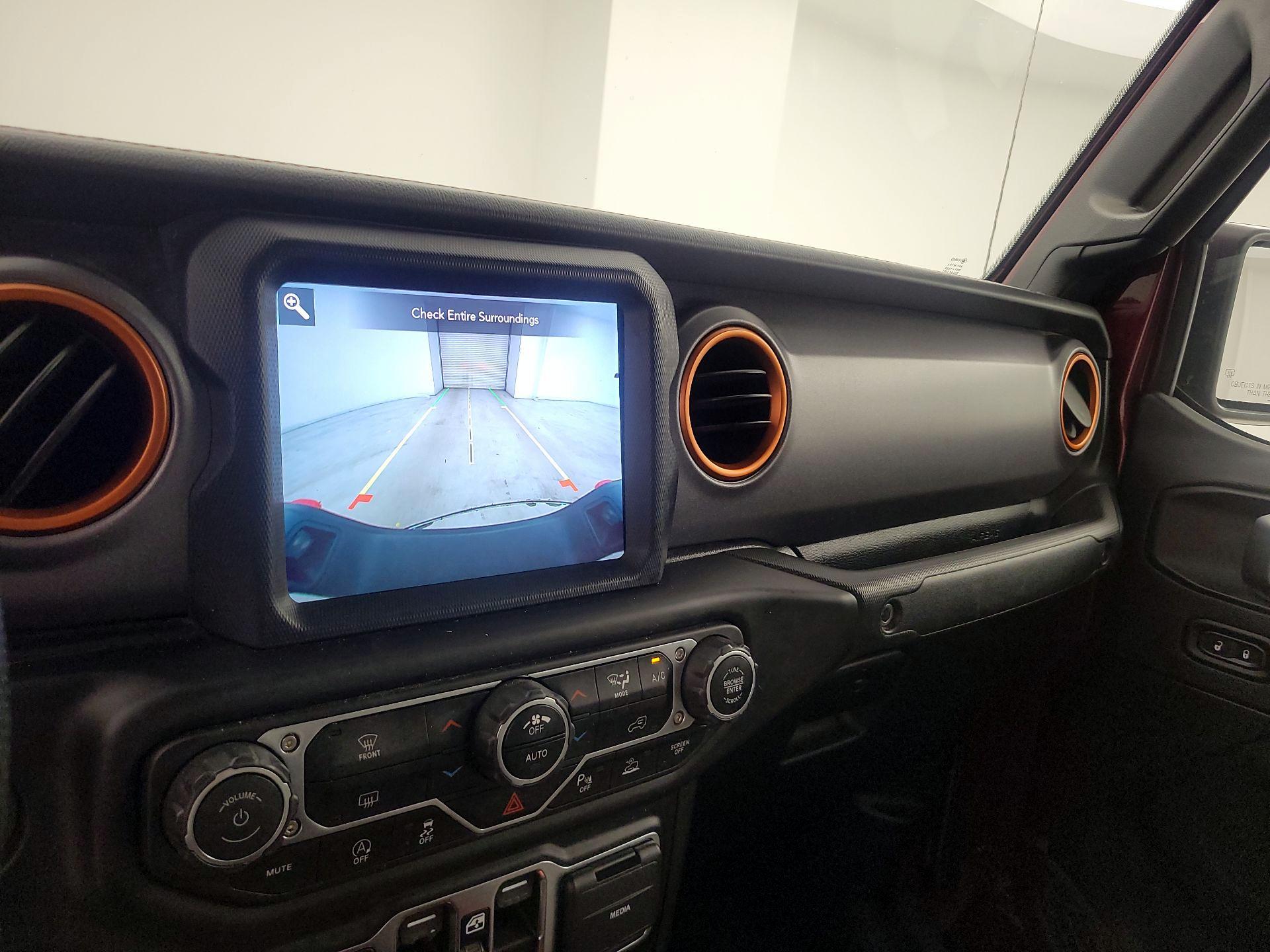 Thumbnail: 2021 Jeep Gladiator - 15