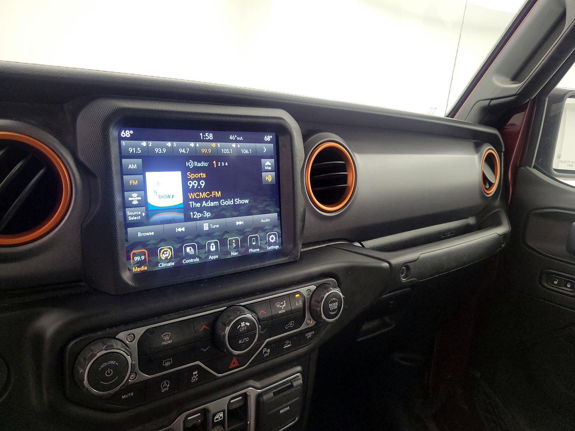 Thumbnail: 2021 Jeep Gladiator - 16