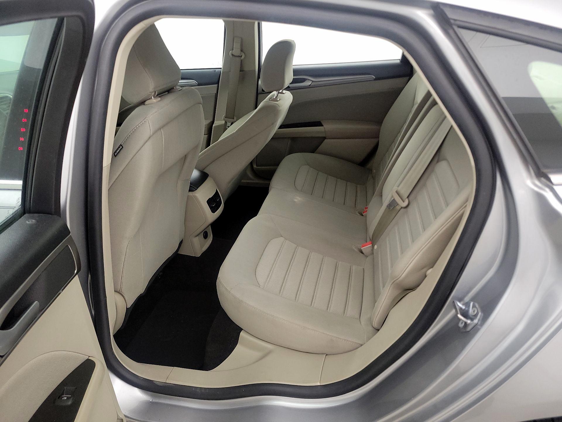 Thumbnail: 2020 Ford Fusion - 19