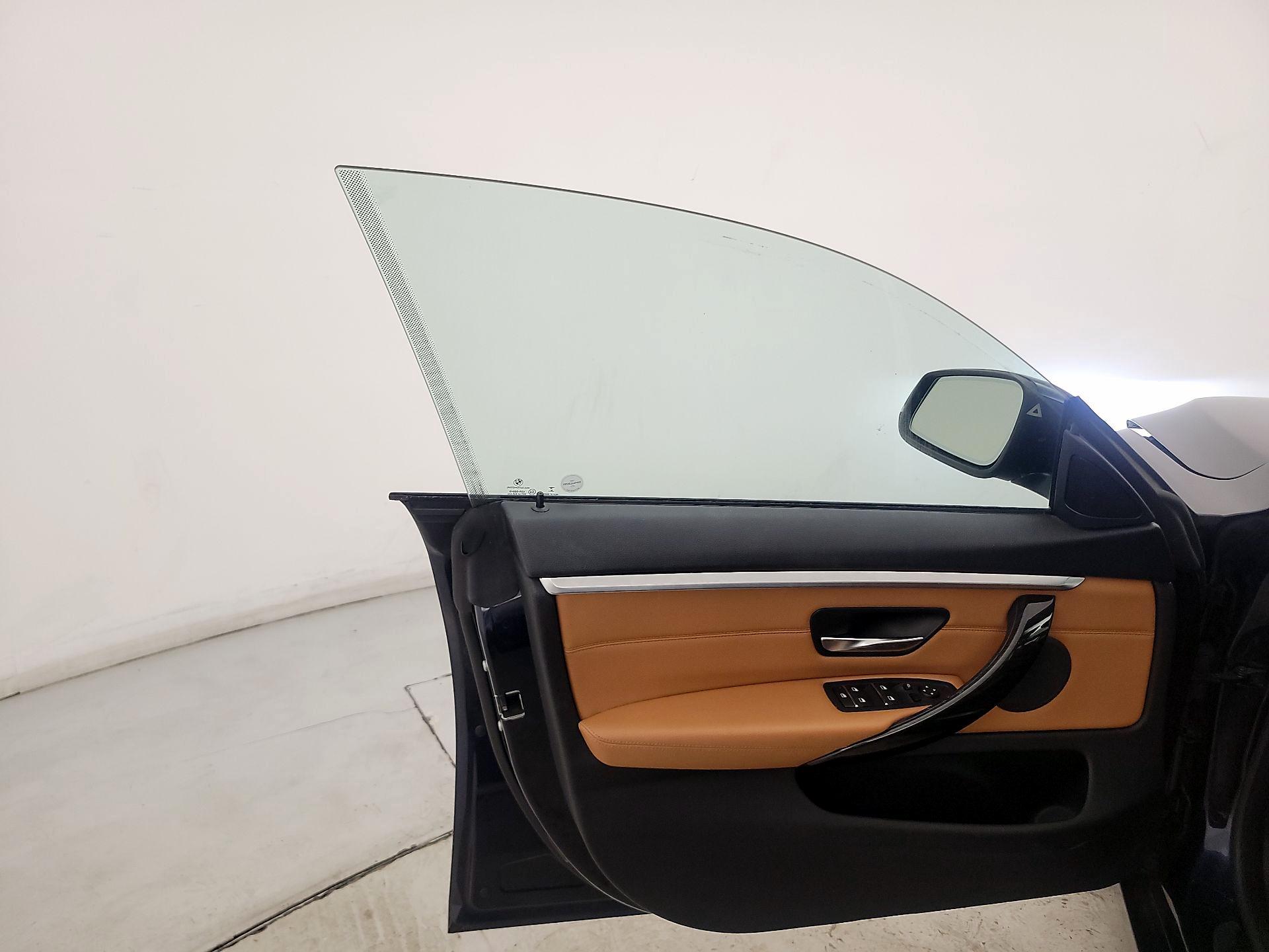 Thumbnail: 2018 BMW 4 Series - 12