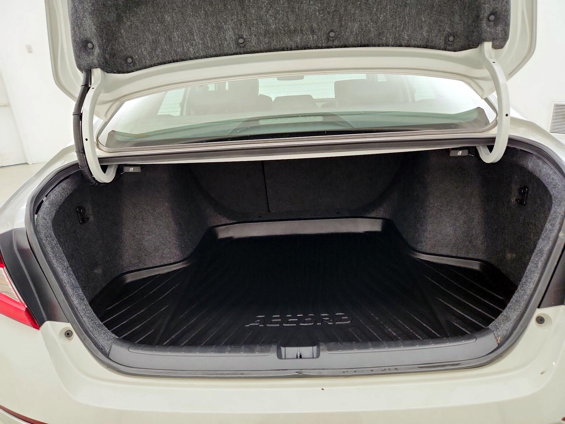 Thumbnail: 2022 Honda Accord - 18