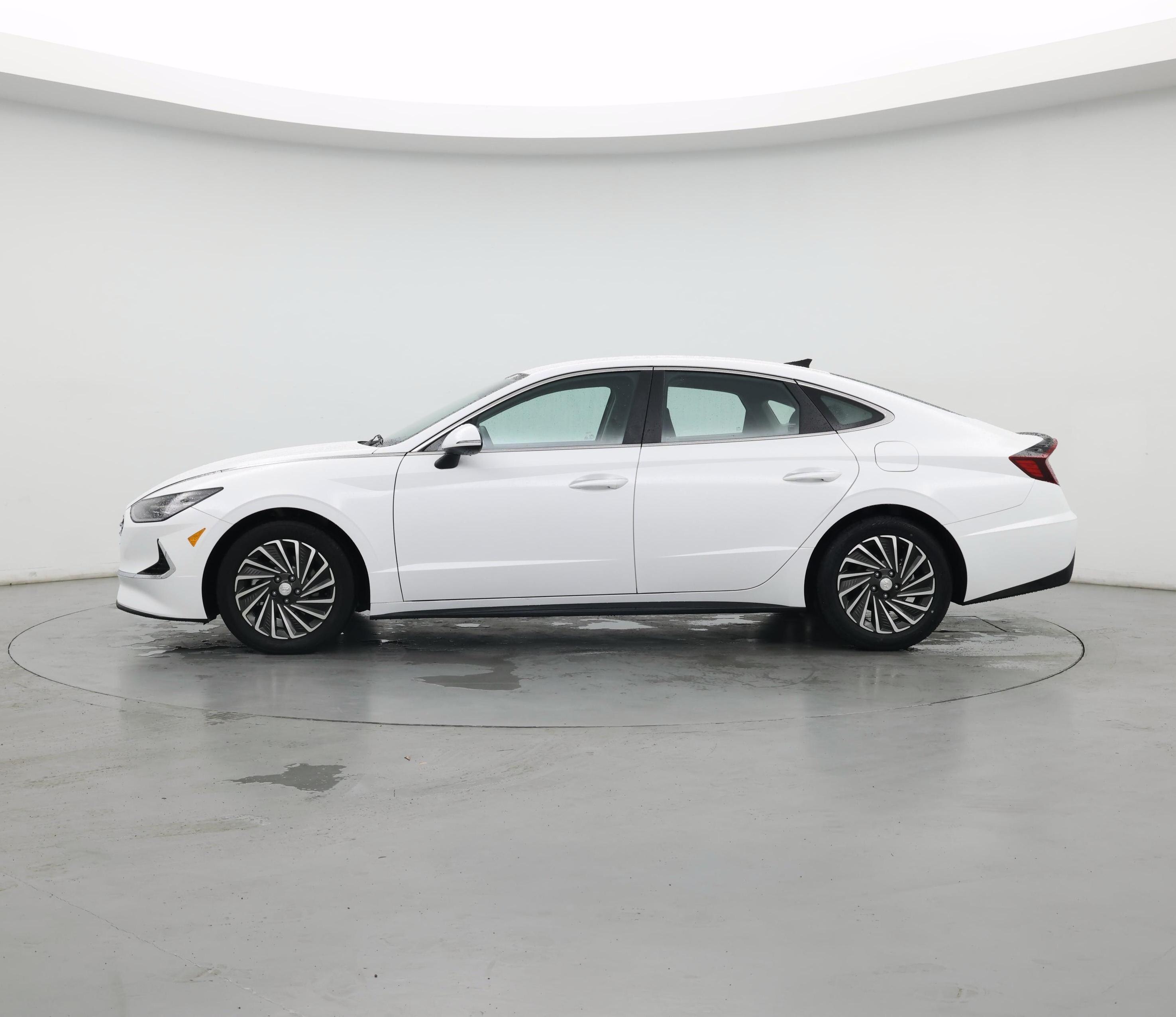 Thumbnail: 2023 Hyundai Sonata - 3