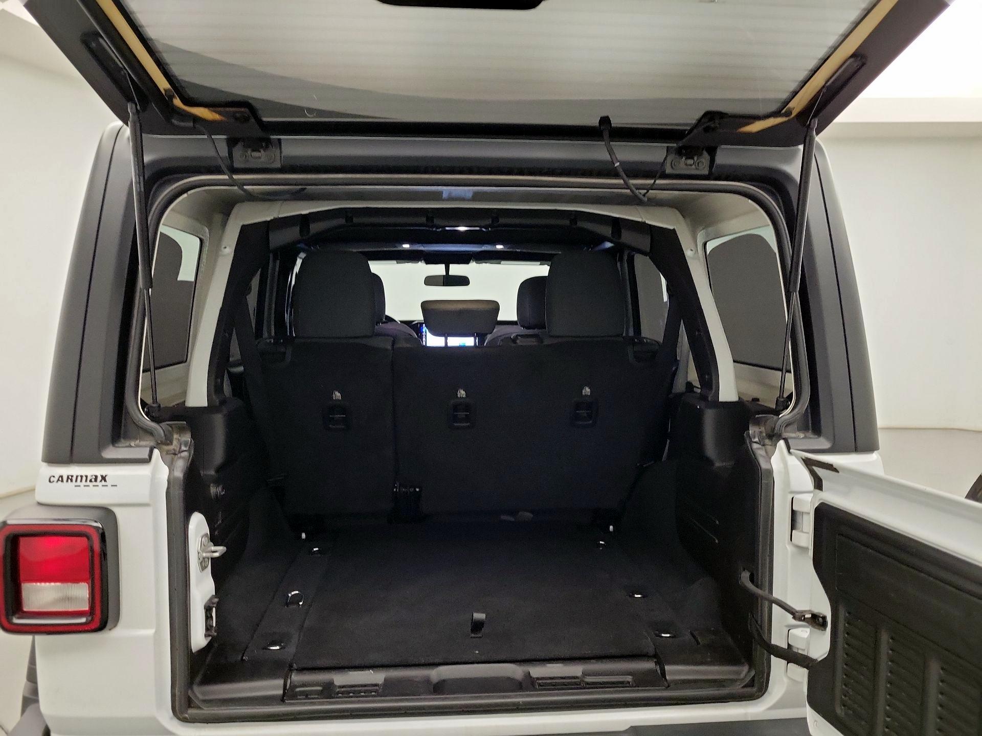 Thumbnail: 2024 Jeep Wrangler - 18