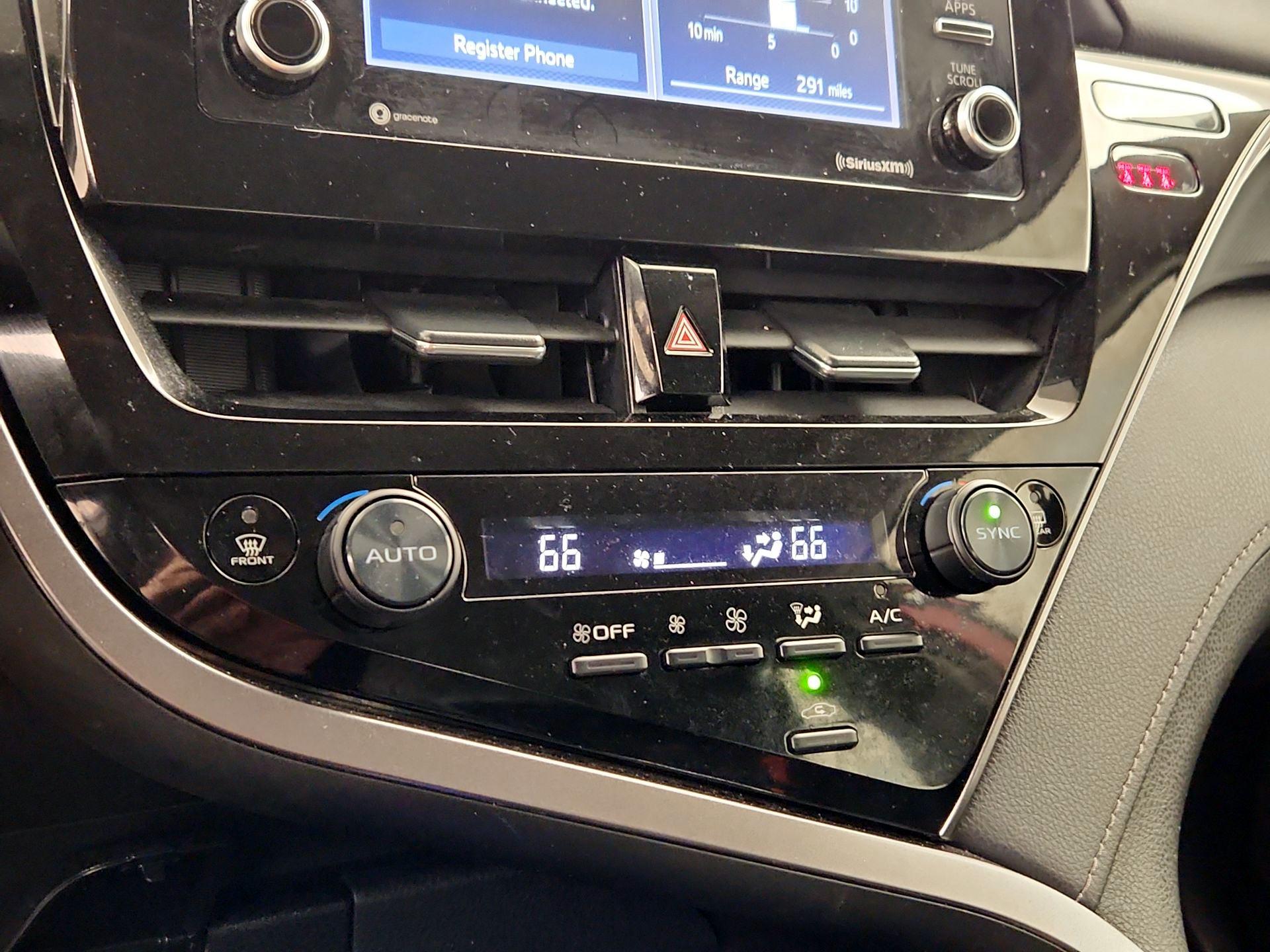 Thumbnail: 2023 Toyota Camry - 14