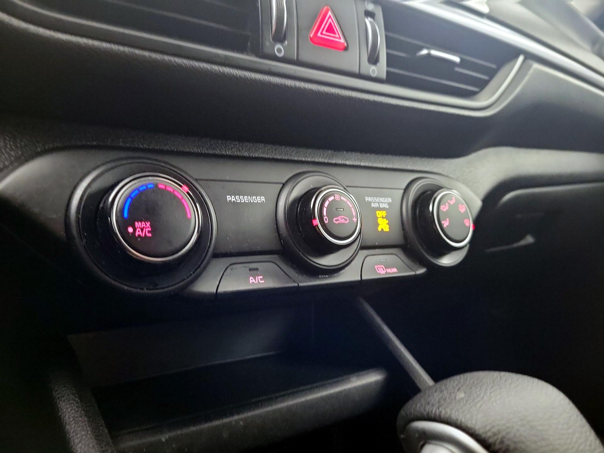 Thumbnail: 2023 Kia Forte - 14