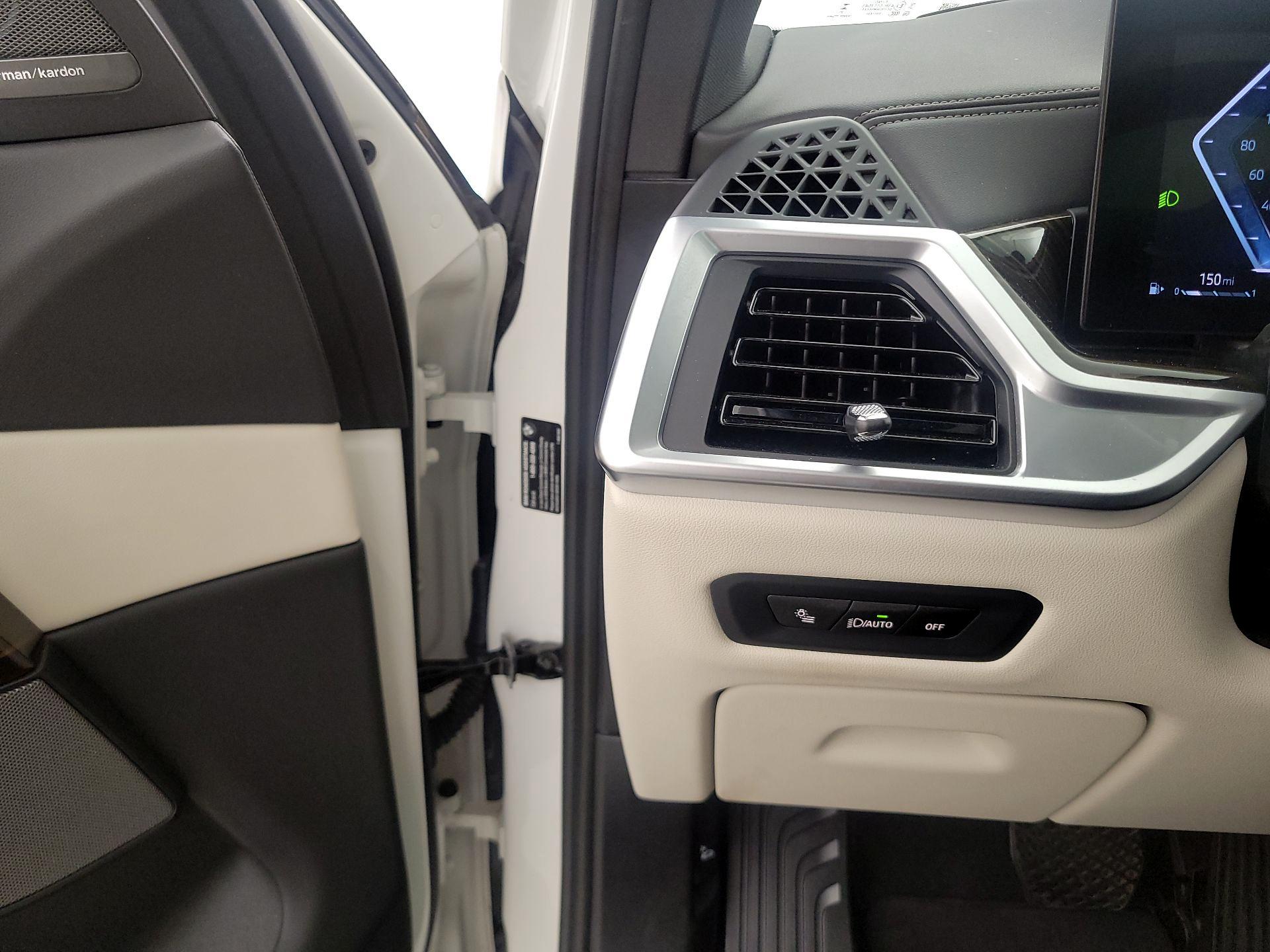 Thumbnail: 2024 BMW X5 - 13