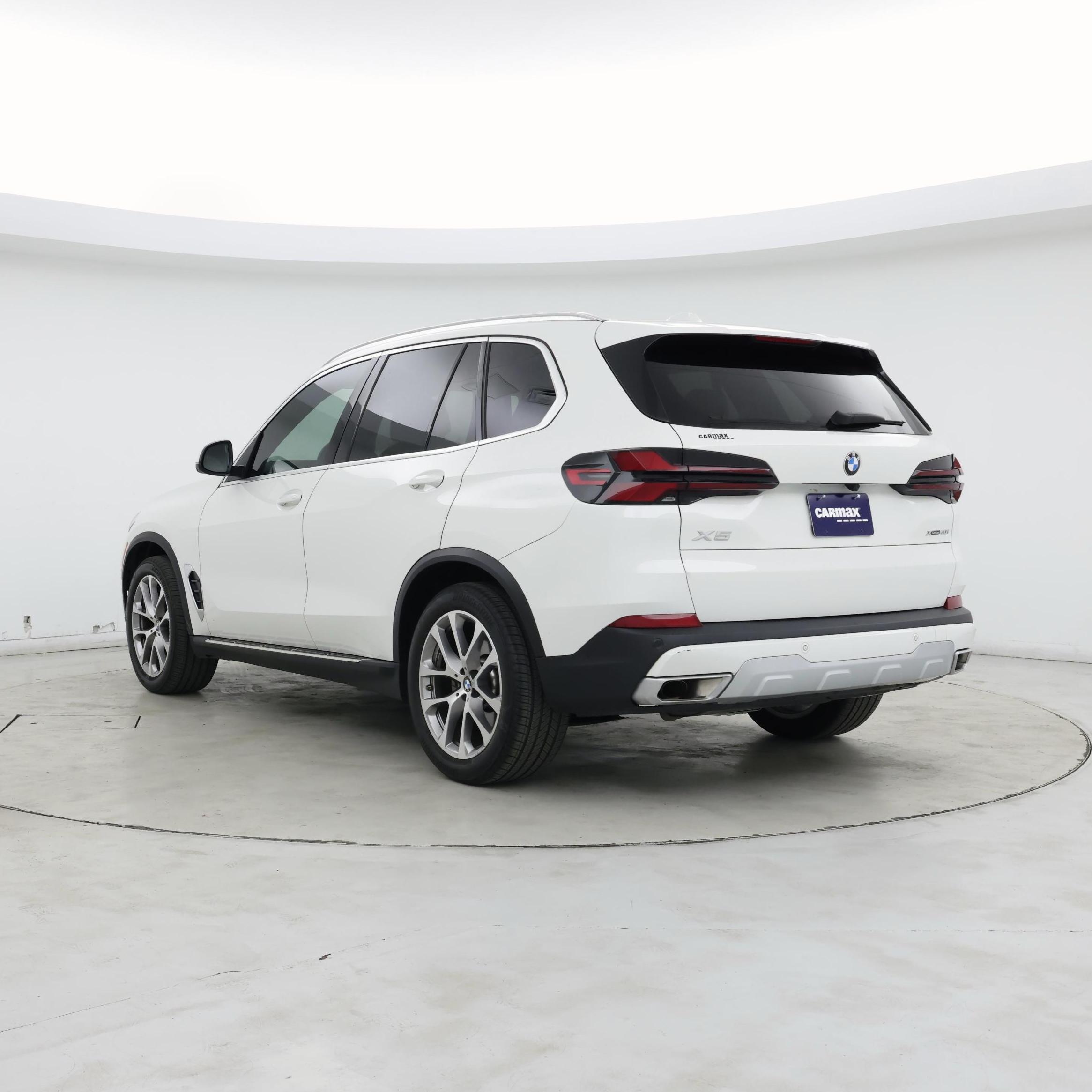 Thumbnail: 2024 BMW X5 - 2