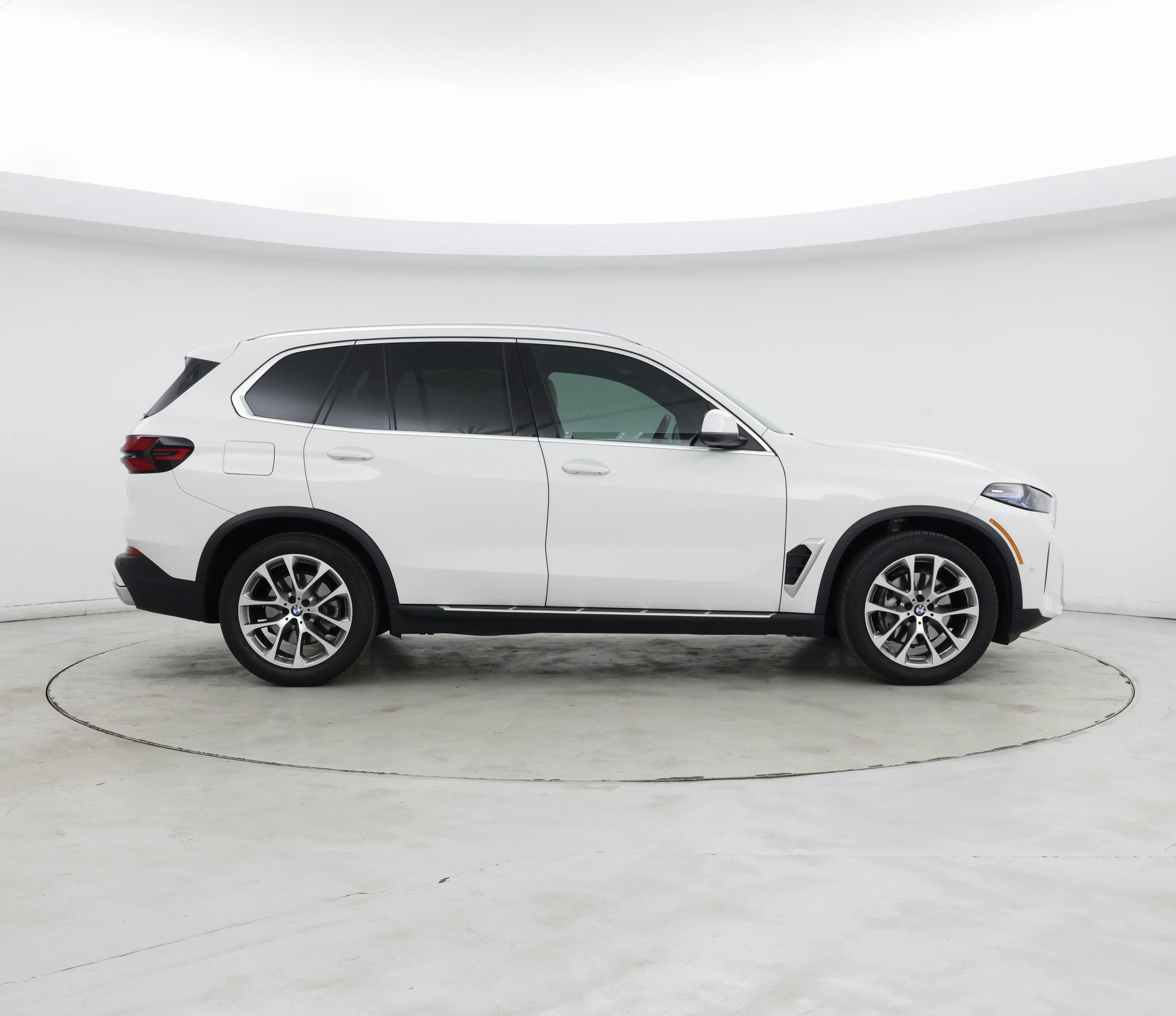 Thumbnail: 2024 BMW X5 - 7