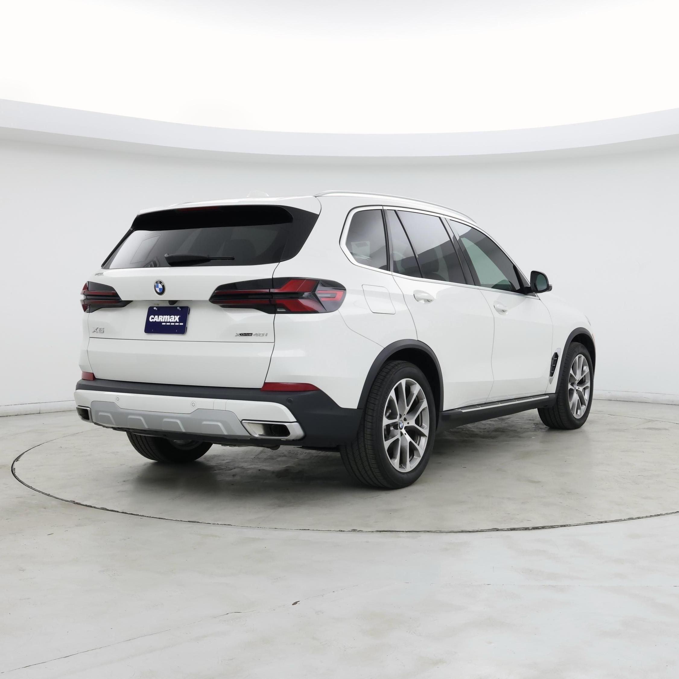 Thumbnail: 2024 BMW X5 - 8