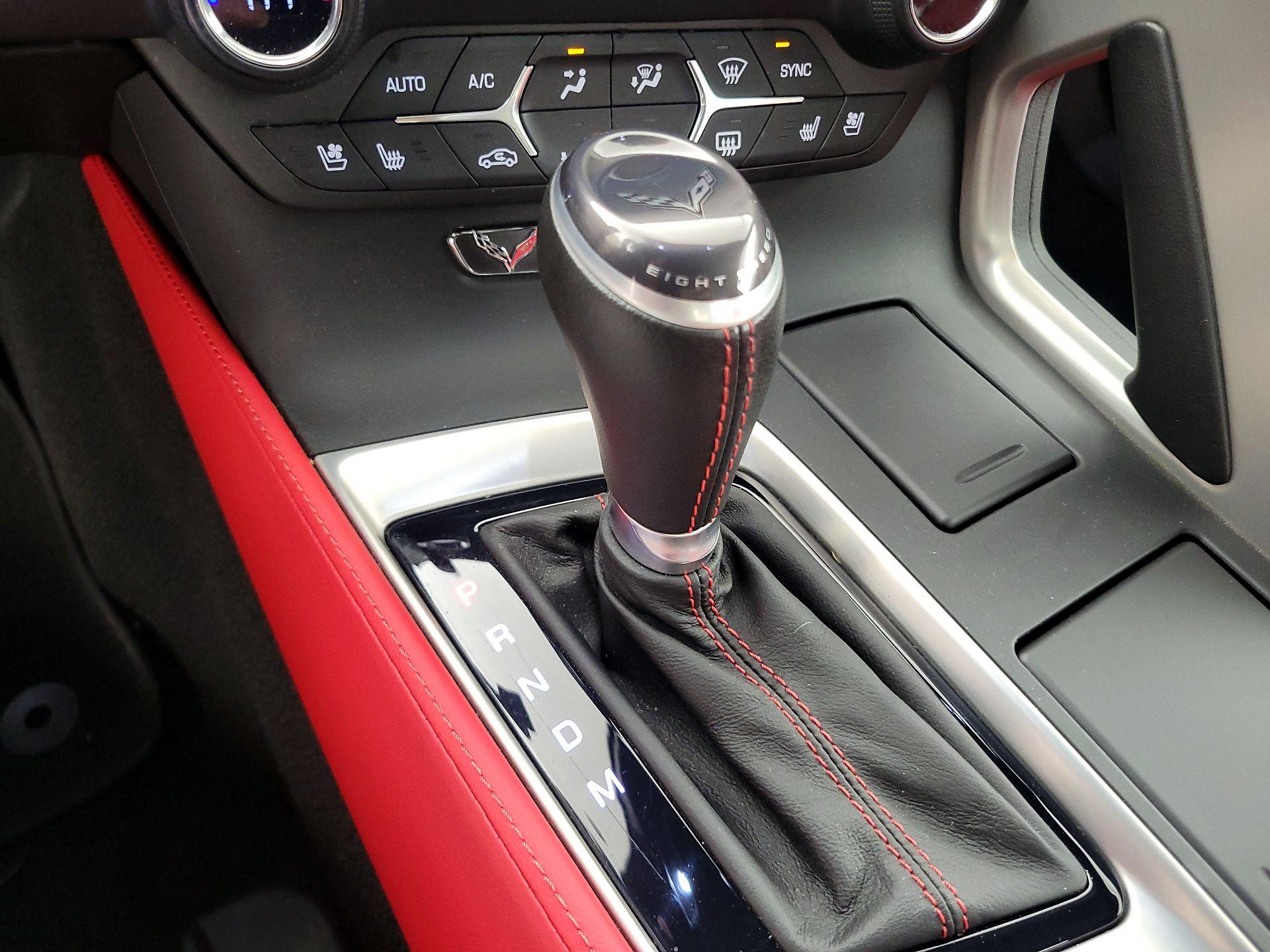 Thumbnail: 2015 Chevrolet Corvette - 18