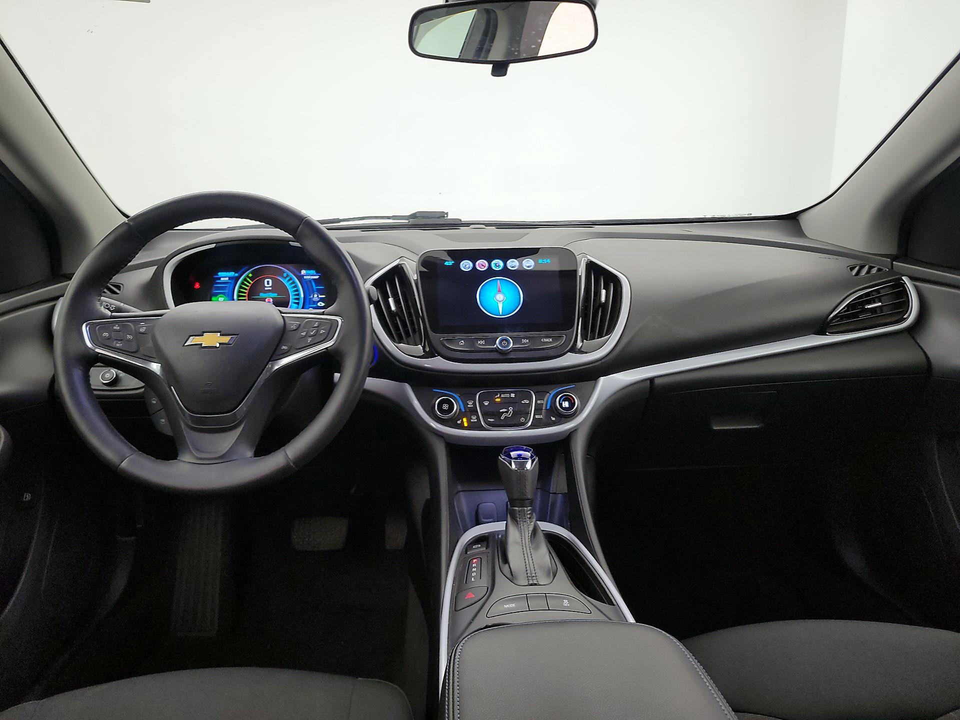 Thumbnail: 2017 Chevrolet Volt - 9