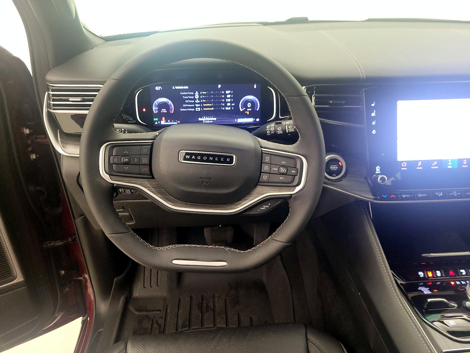 Thumbnail: 2023 Jeep Wagoneer - 10