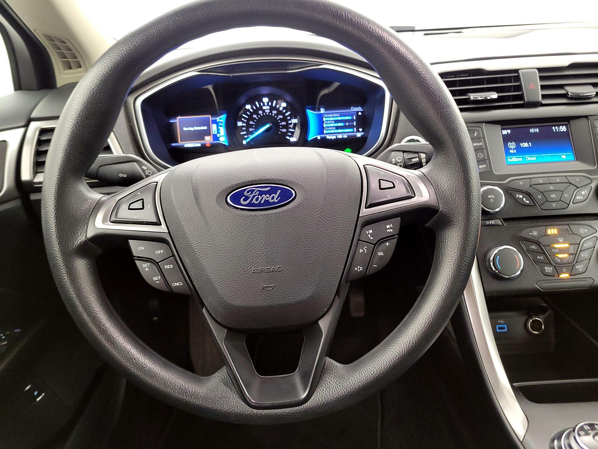 Thumbnail: 2017 Ford Fusion - 10