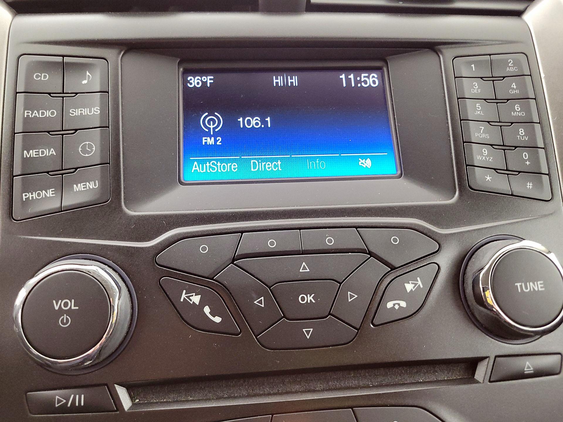 Thumbnail: 2017 Ford Fusion - 15