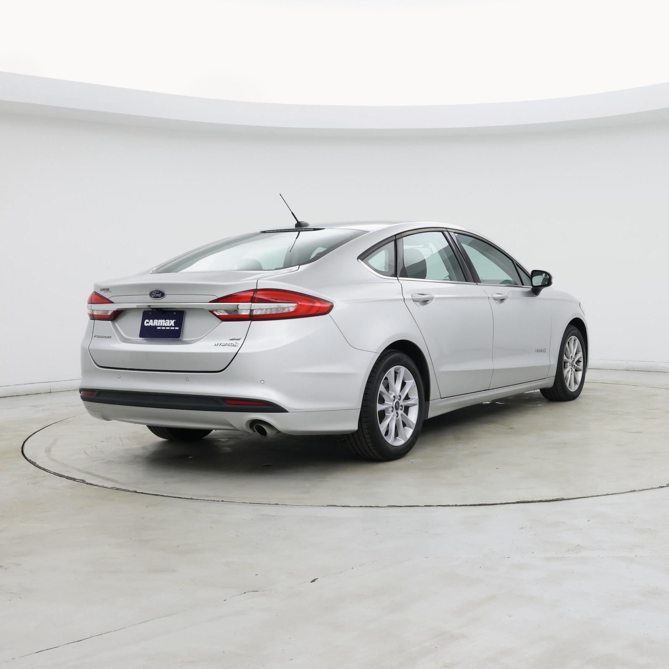 Thumbnail: 2017 Ford Fusion - 8