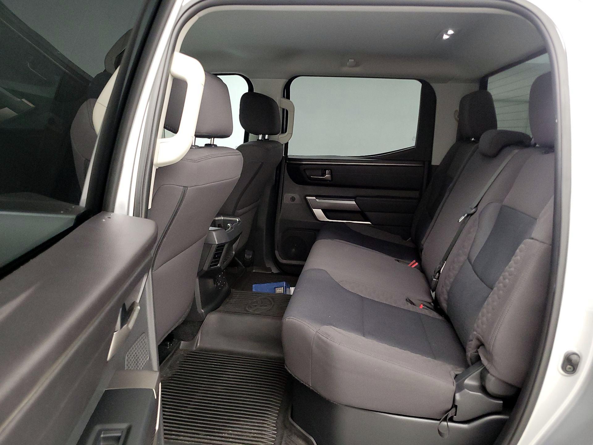 Thumbnail: 2024 Toyota Tundra - 19