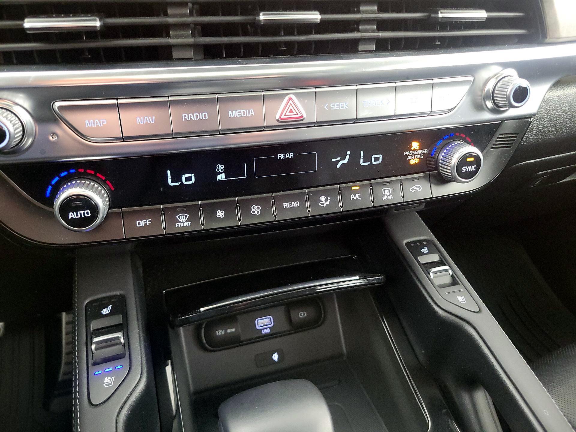 Thumbnail: 2022 Kia Telluride - 17