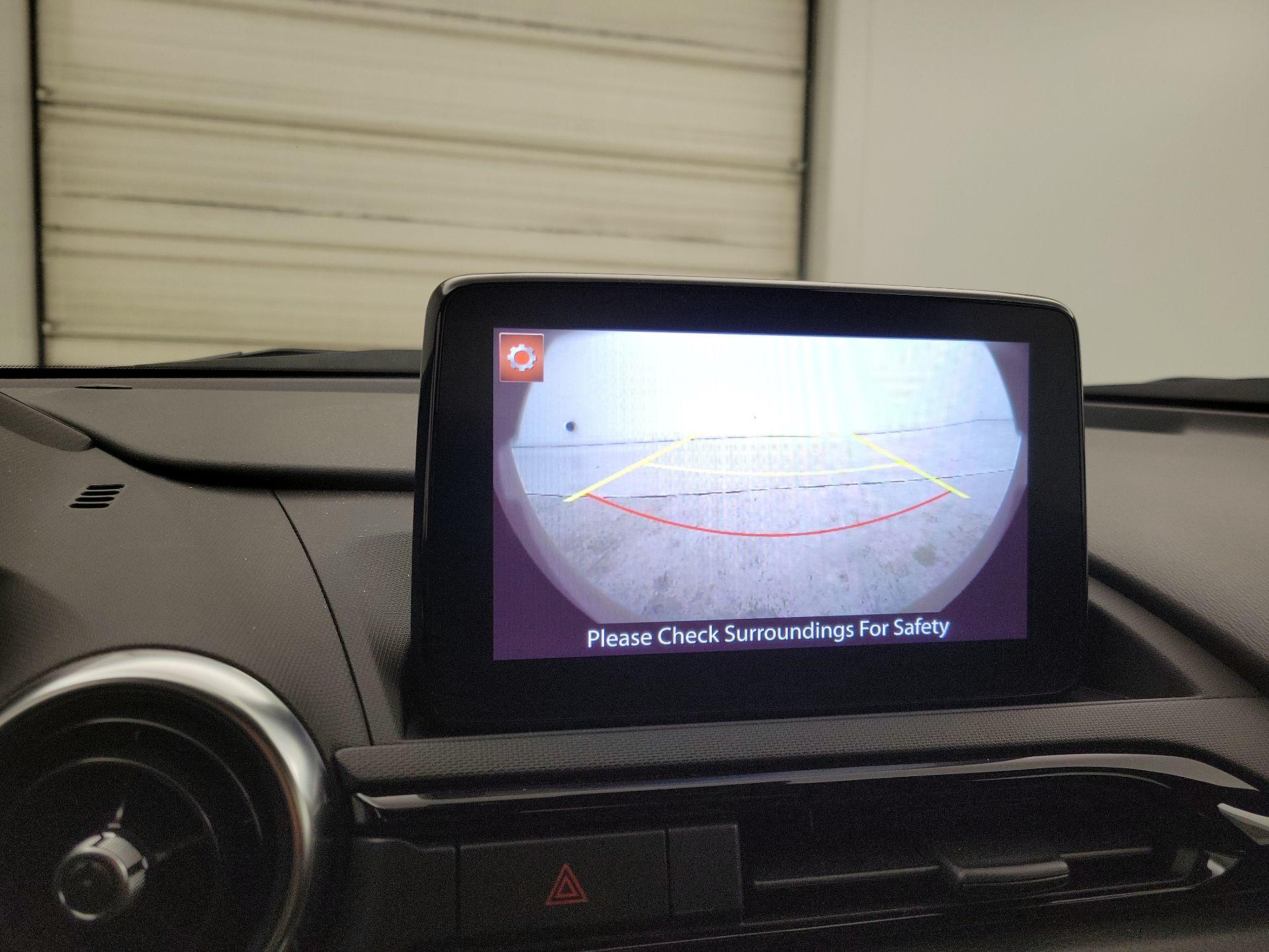 Thumbnail: 2023 Mazda MX-5 Miata - 15