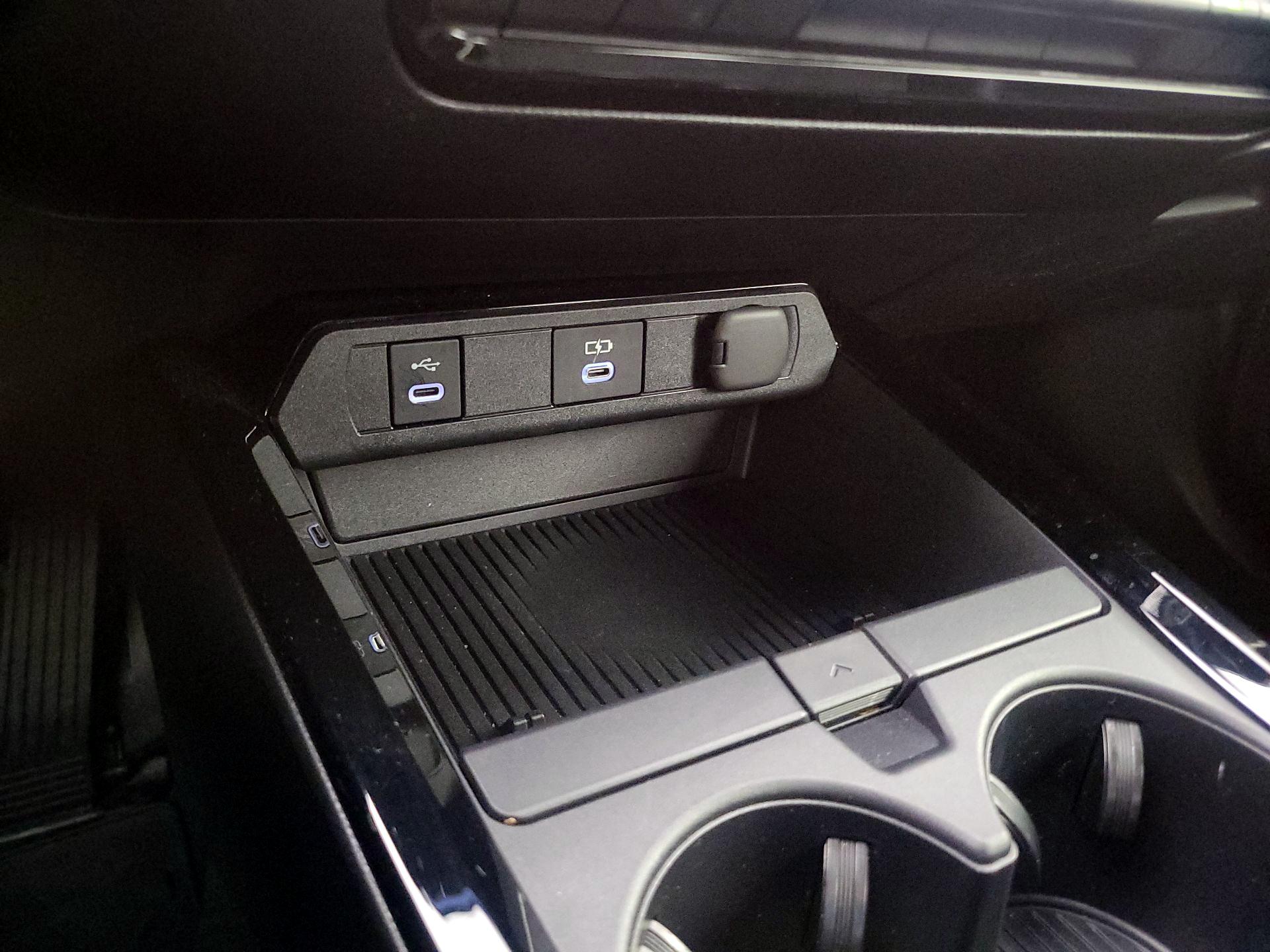 Thumbnail: 2025 Toyota Prius - 18