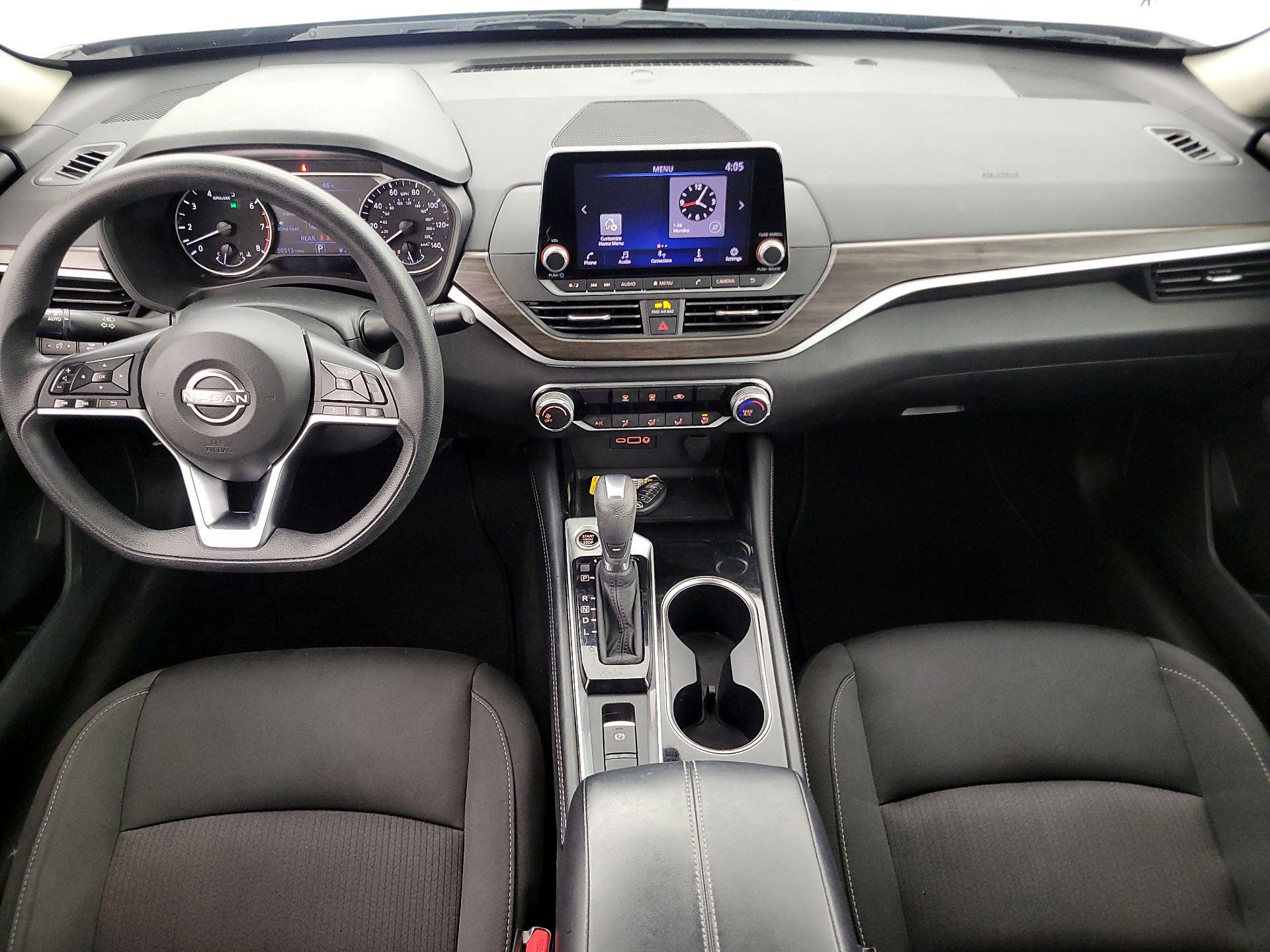 Thumbnail: 2023 Nissan Altima - 9