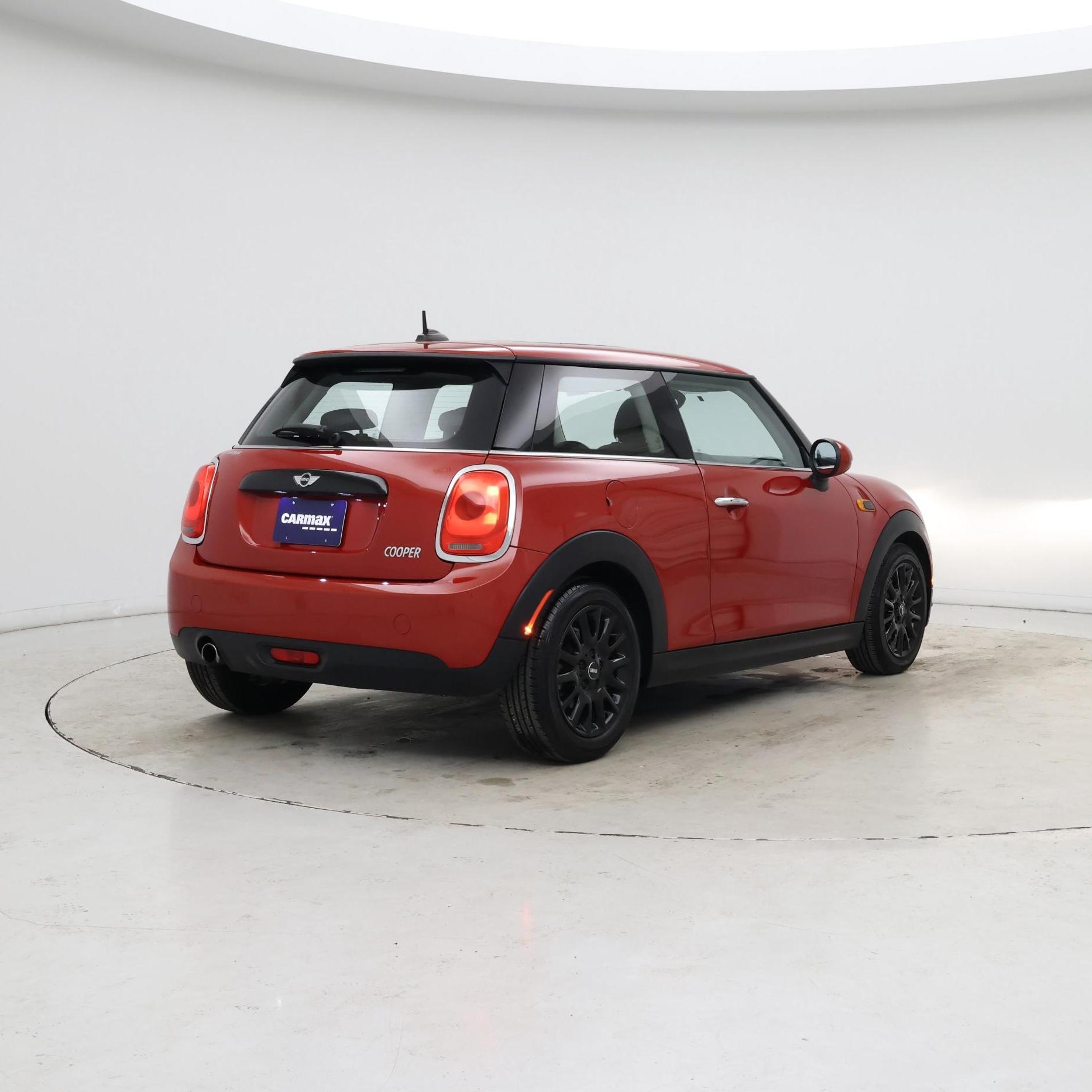 Thumbnail: 2016 MINI Cooper Hardtop - 8