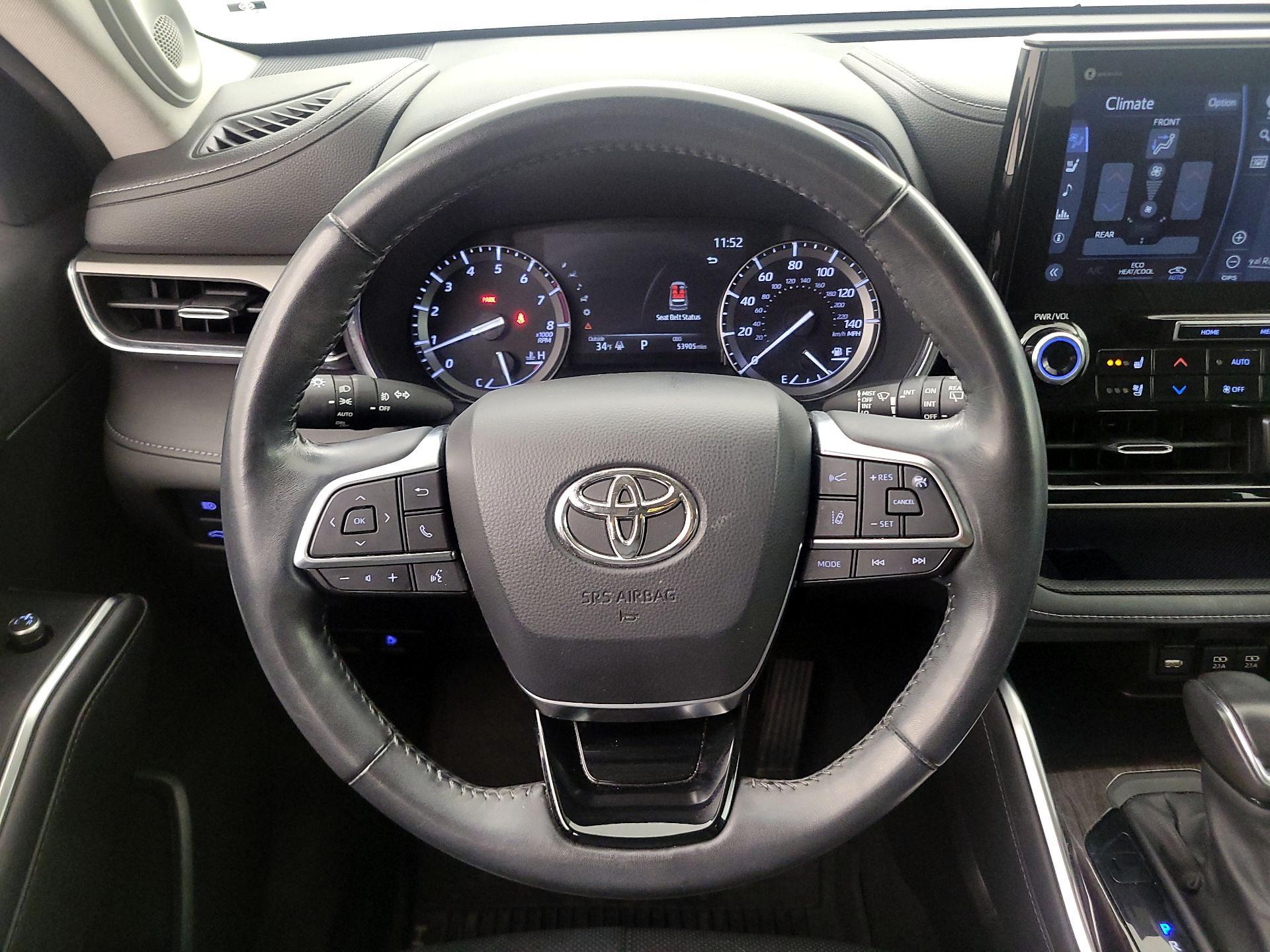 Thumbnail: 2020 Toyota Highlander - 10