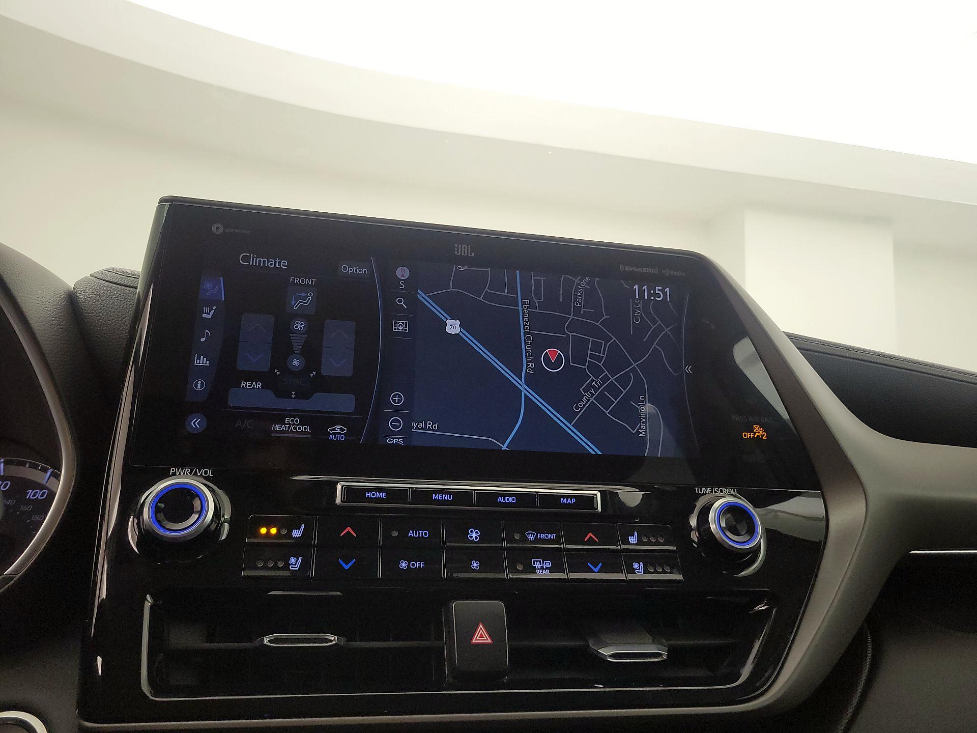 Thumbnail: 2020 Toyota Highlander - 14