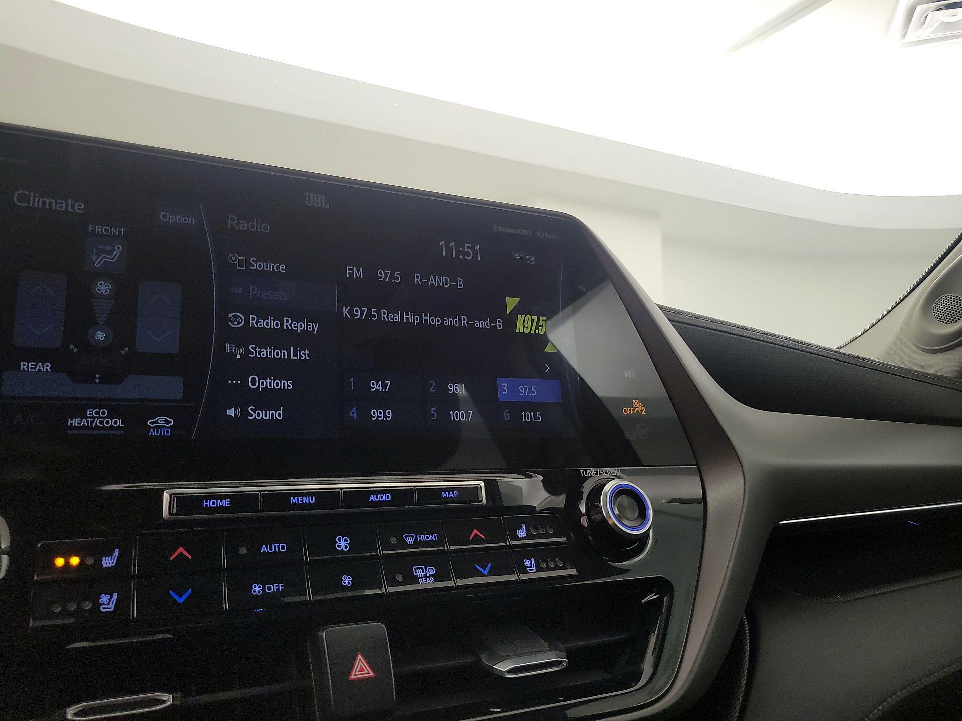 Thumbnail: 2020 Toyota Highlander - 16